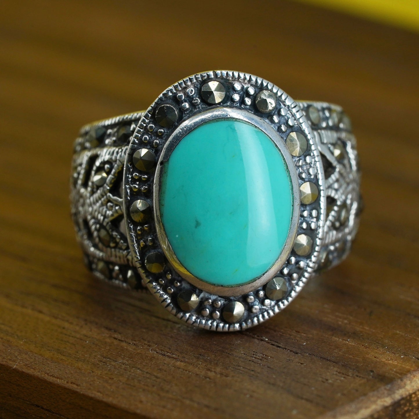 Size 7, southwestern Sterling silver ring, 925 band oval turquoise marcasite