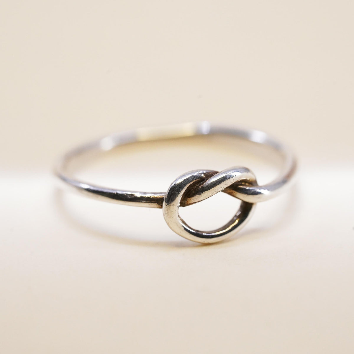 Size 8, Vintage sterling silver friendship ring, 925 handmade knotted band