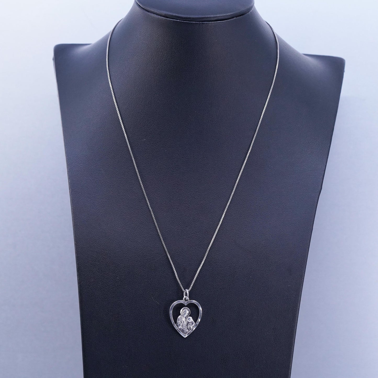 18”, Vintage sterling silver rosary necklace box chain with Virgin Mary pendant