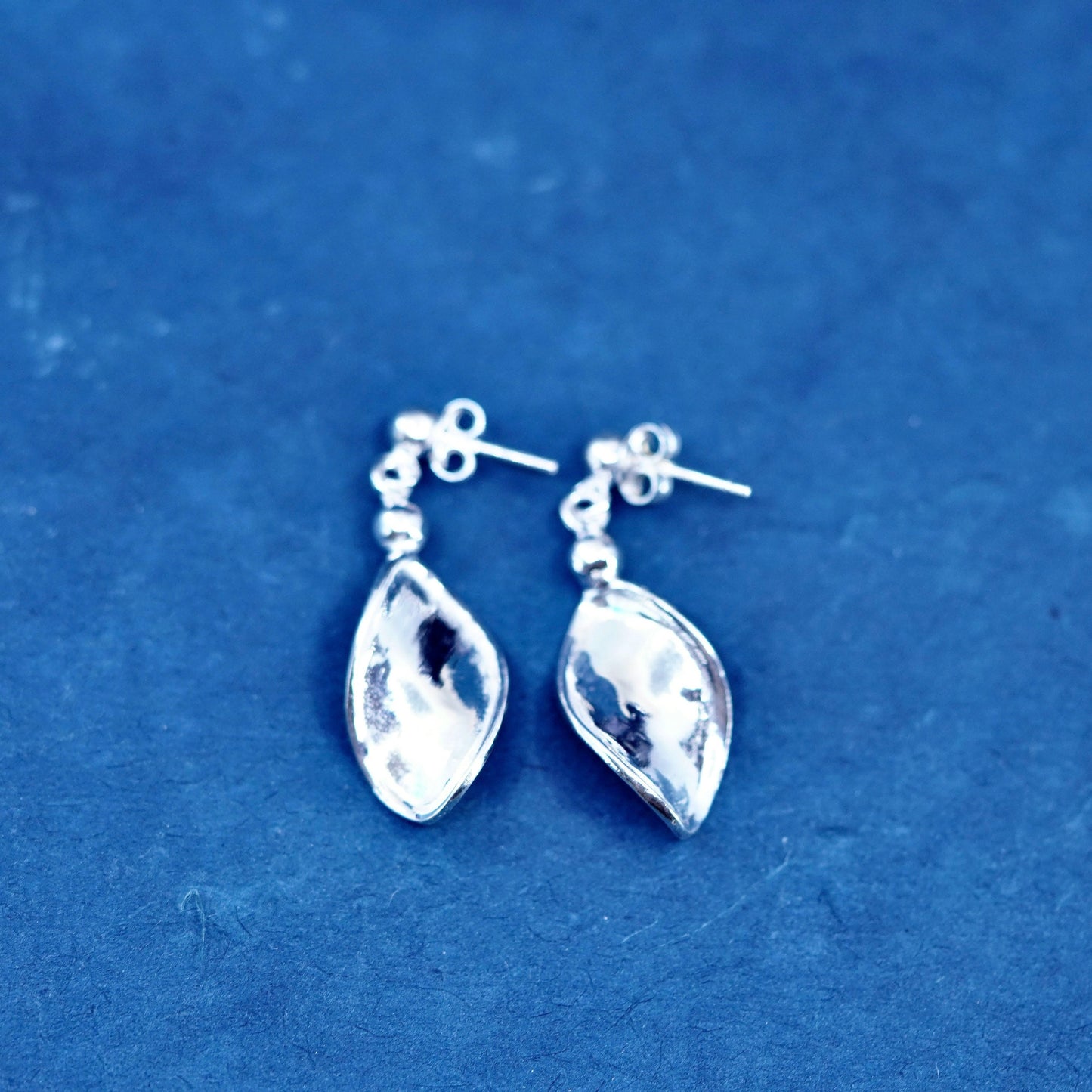 Vintage sterling silver handmade earrings, 925 twisted leafy dangles