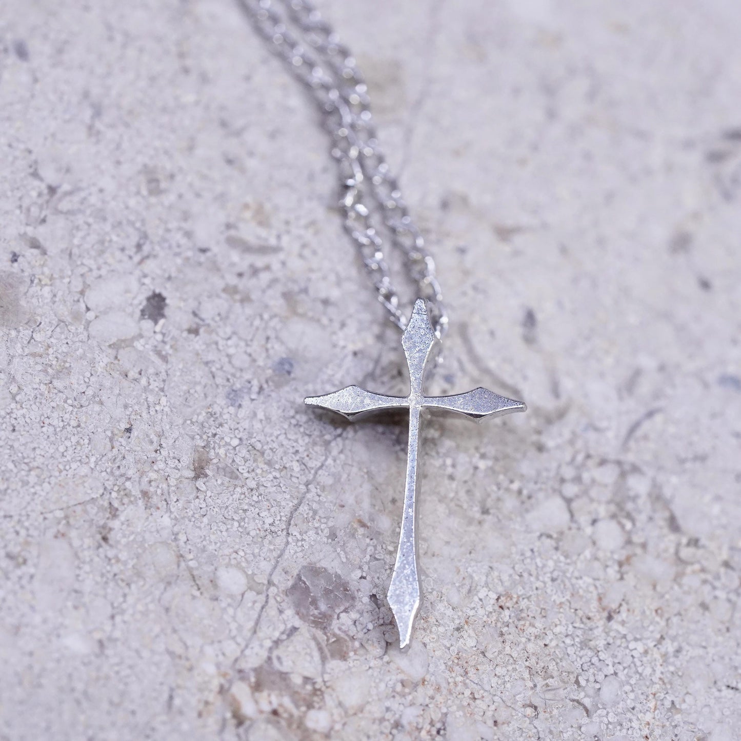 16", vintage Marvel Sterling silver necklace, 925 circle chain cross pendant