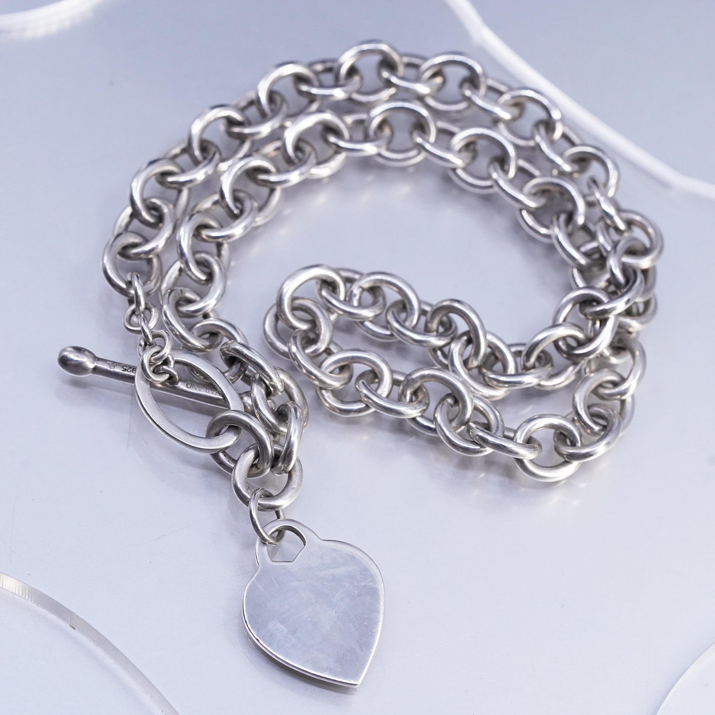 17" Thailand IBB Sterling 925 silver circle necklace heart charm toggle closure