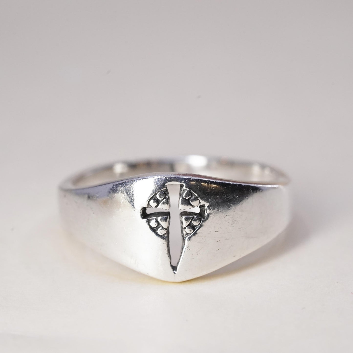Size 12.5, Vintage Sterling silver handmade ring, 925 cross band