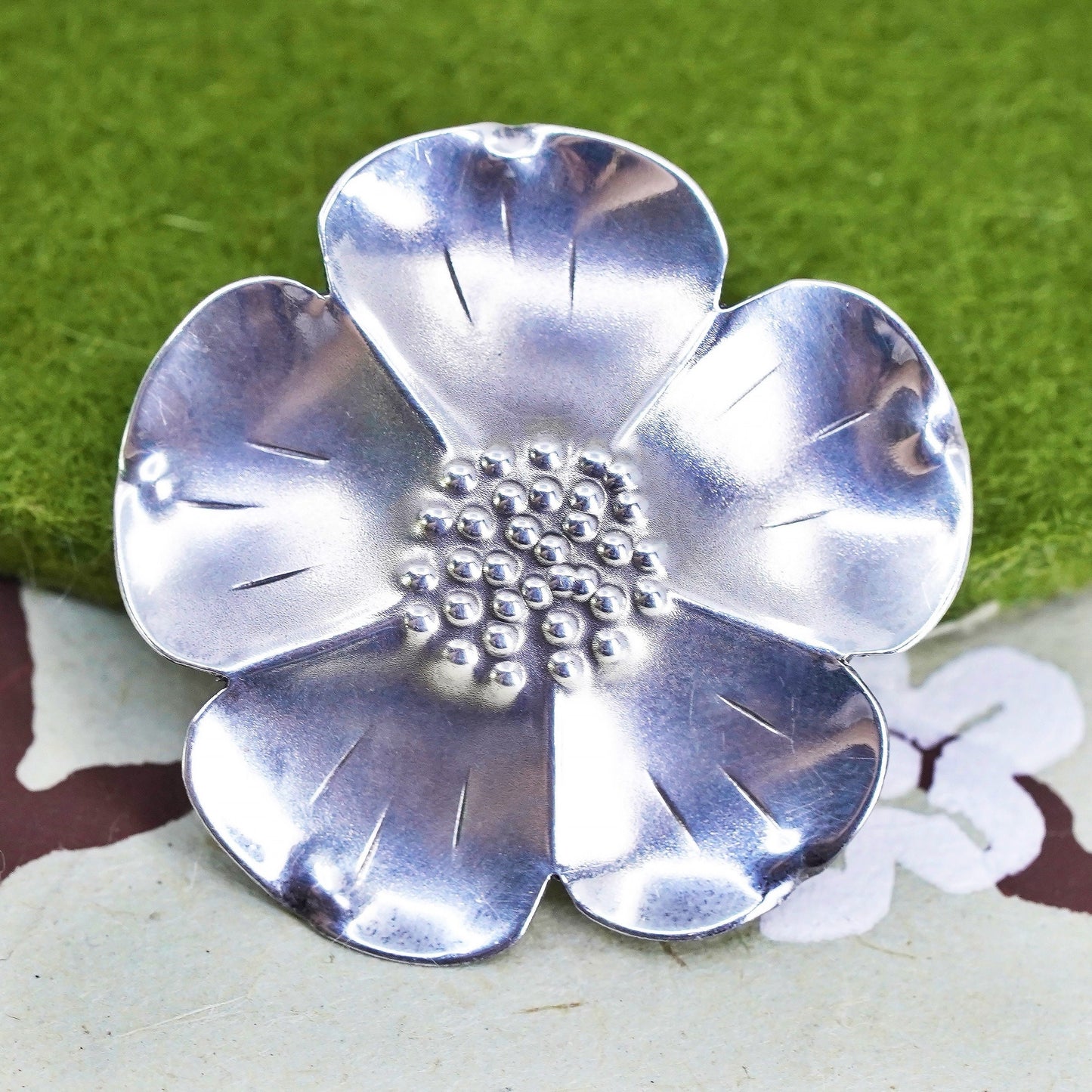 Vintage sterling silver dogwood flower shaped brooch, fine 925 silver brooch