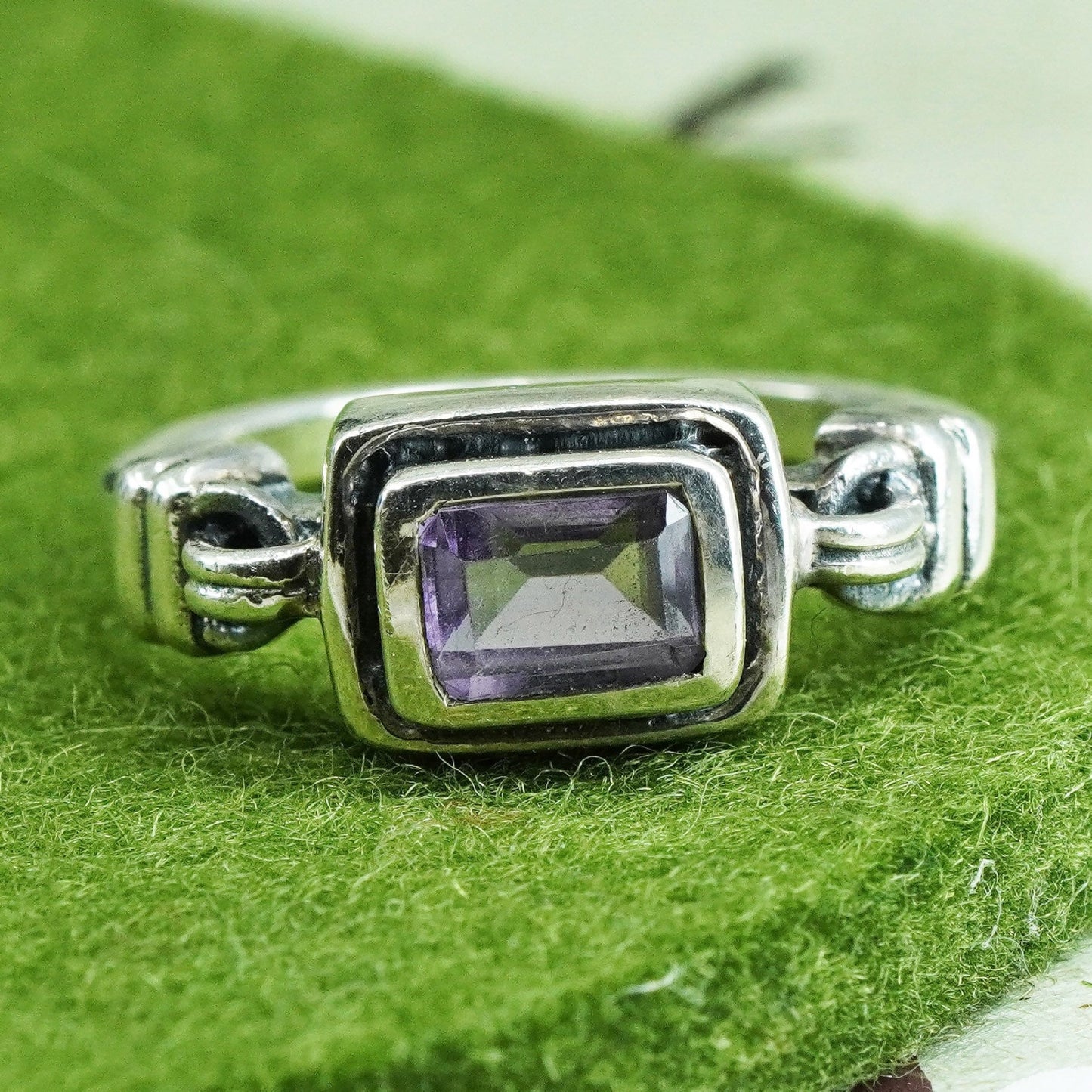 Size 8, vintage India Sterling silver 925 handmade statement ring with amethyst