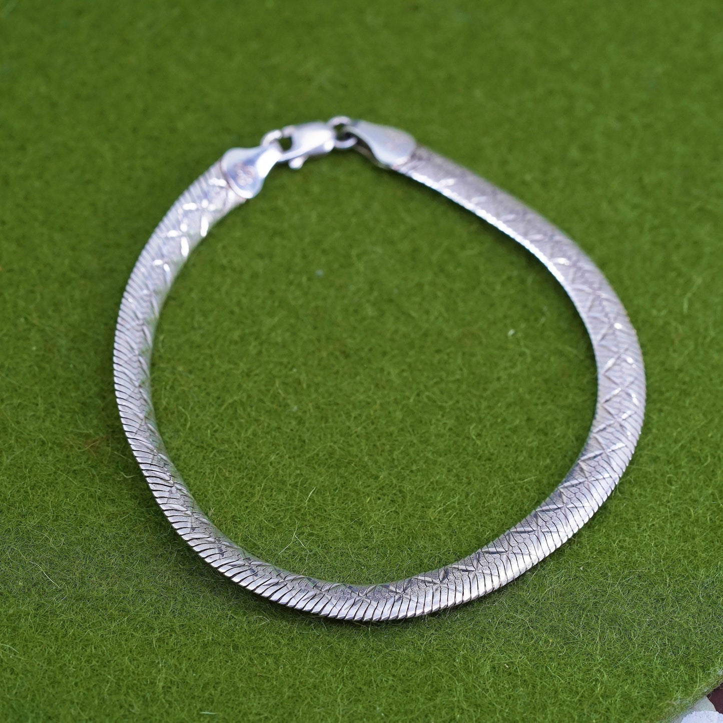 7.25”, 6mm, Vintage sterling silver herringbone bracelet, Italy 925 chain