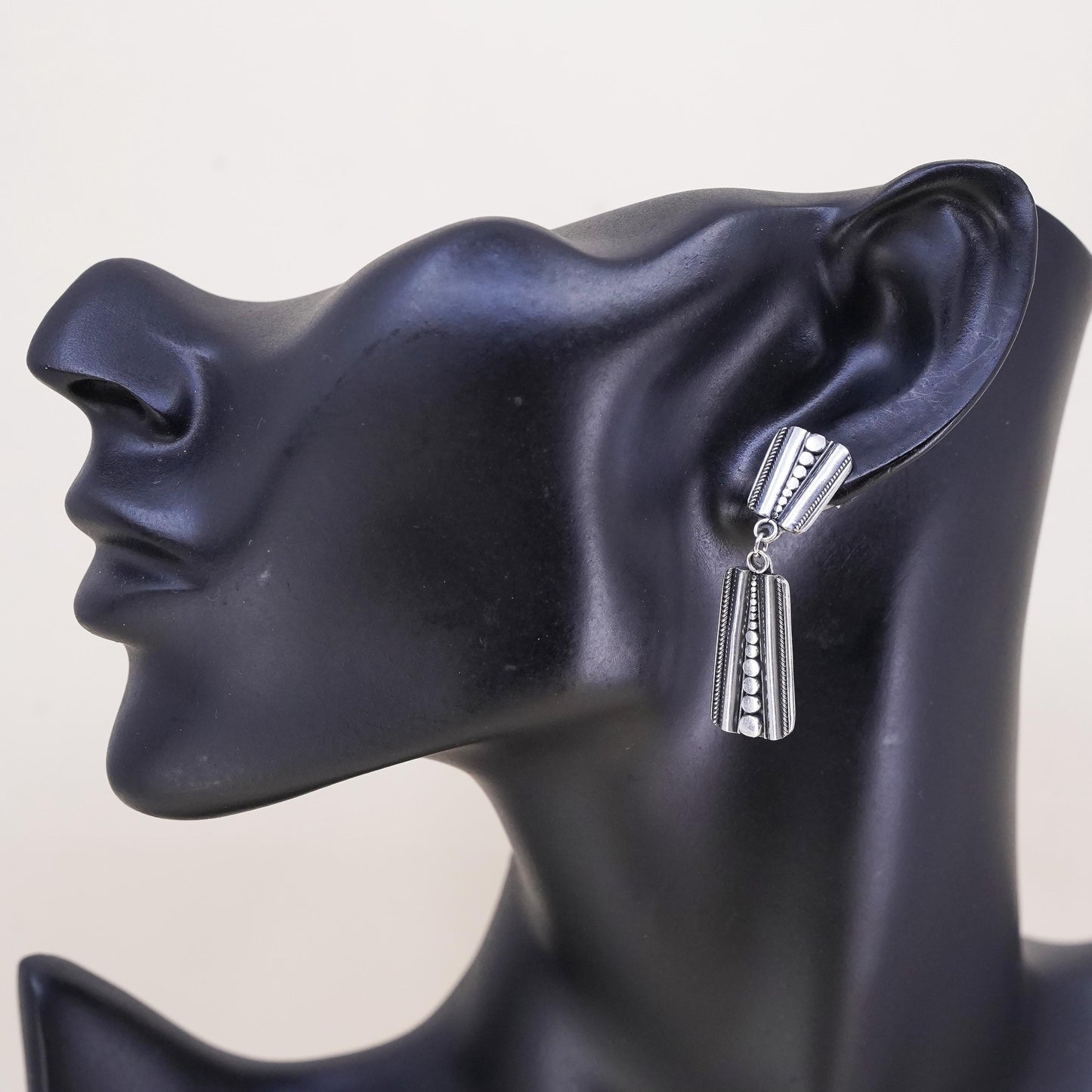 vintage southwestern sterling silver 925 handmade single bead earring