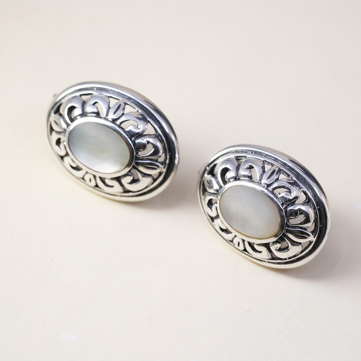 Vintage sterling silver earrings, 925 filigree studs with oval mother of pearl