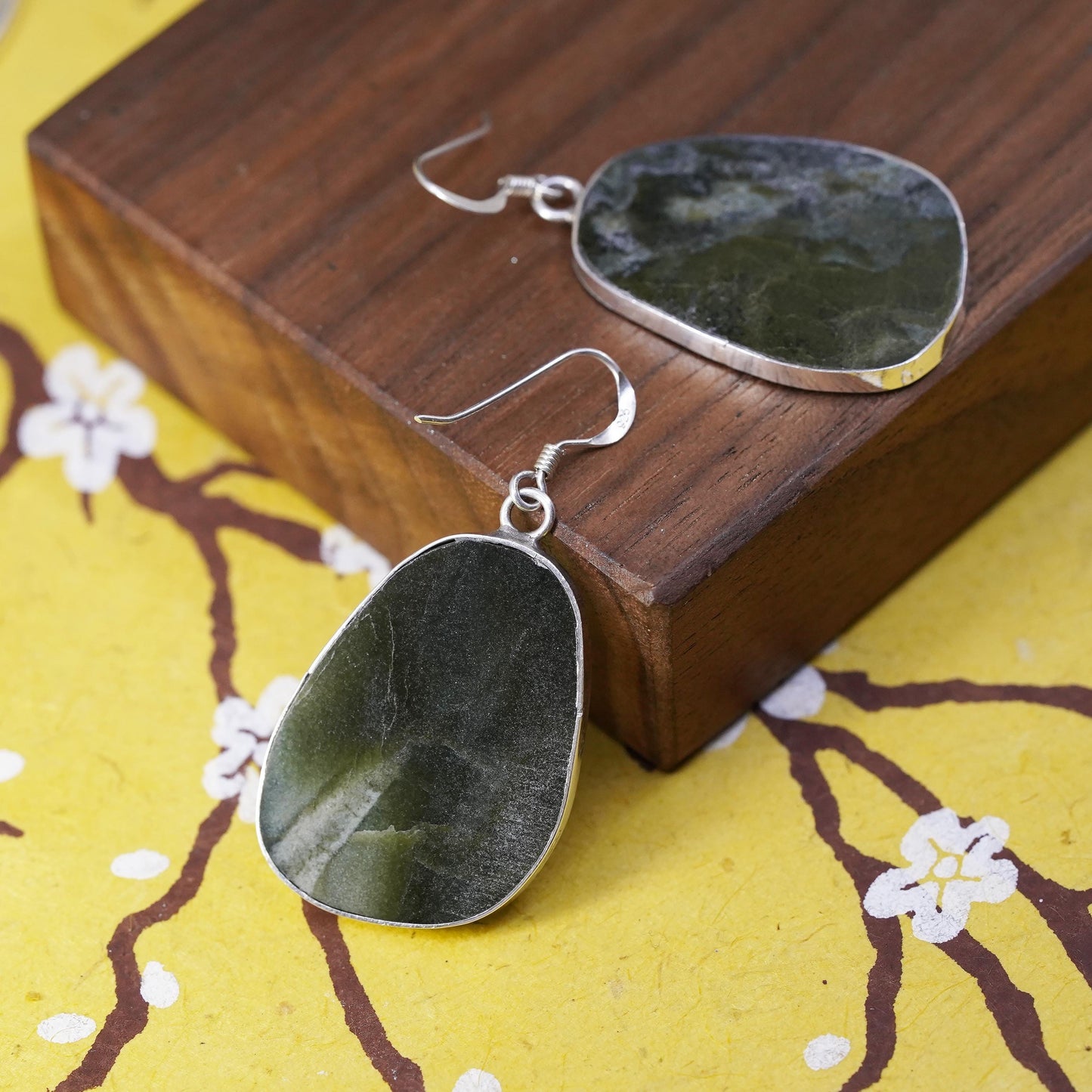 Vintage sterling 925 silver handmade earrings with jadeite nugget