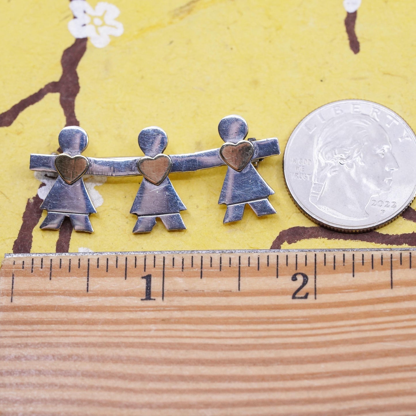 Signed Naldo Sterling Silver Girls Holding Hands Brooch, friendship 925 jewelry