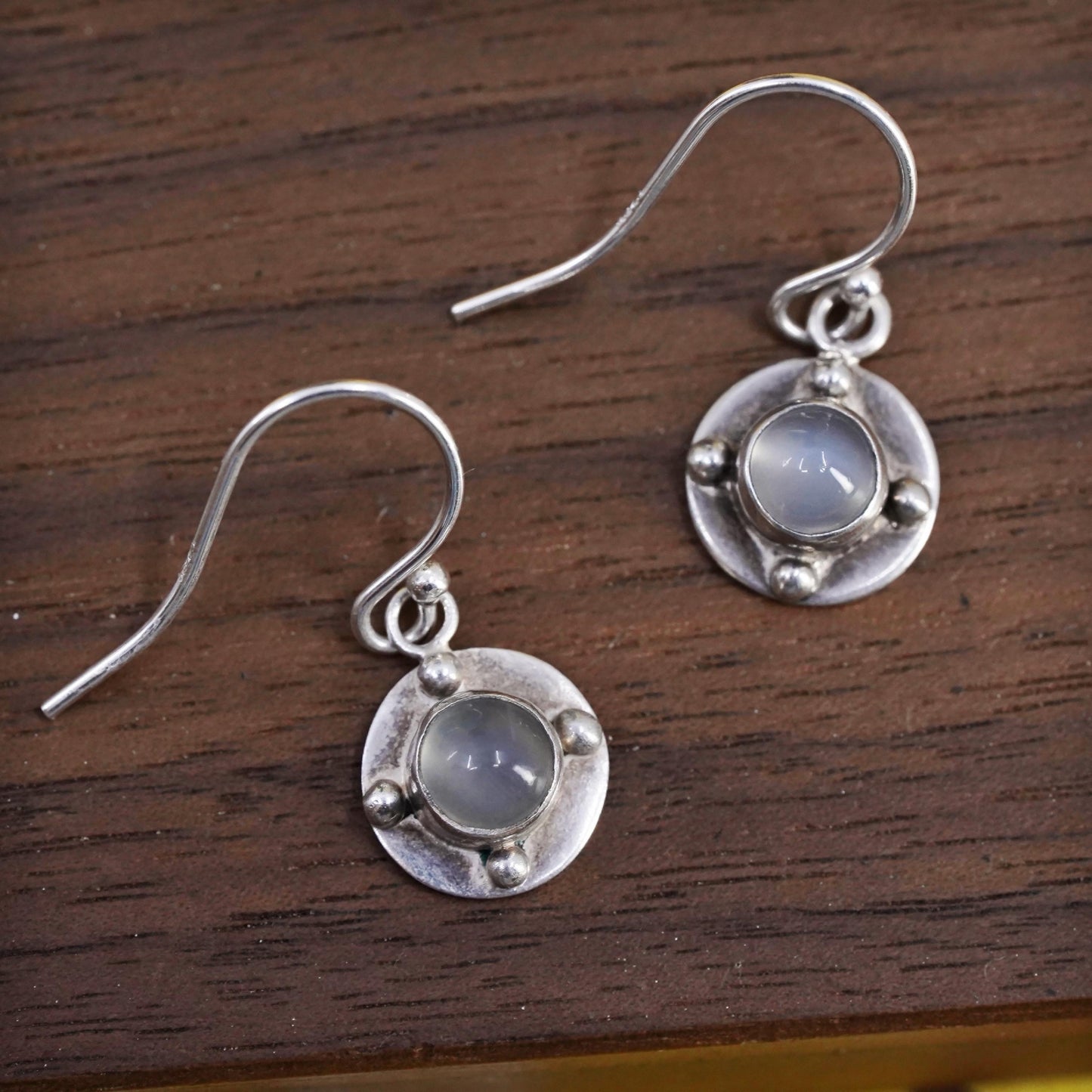 Vintage Sterling 925 silver handmade earrings with white cat's eye beads