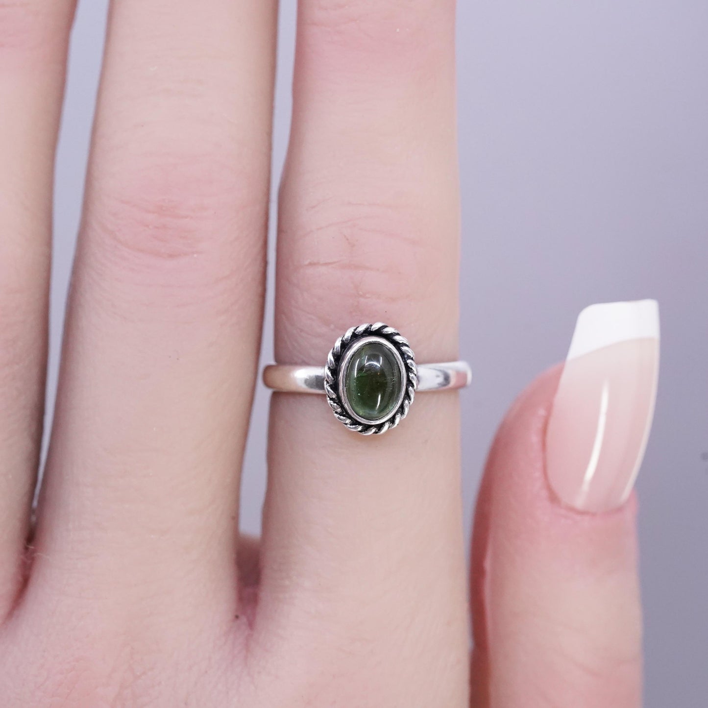 size 6, Vintage Sterling Silver Handmade Ring, 925 Stackable Band oval peridot