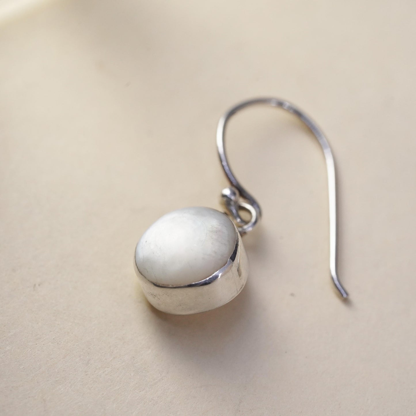 Vintage sterling 925 silver handmade single earring with mother of pearl dangle
