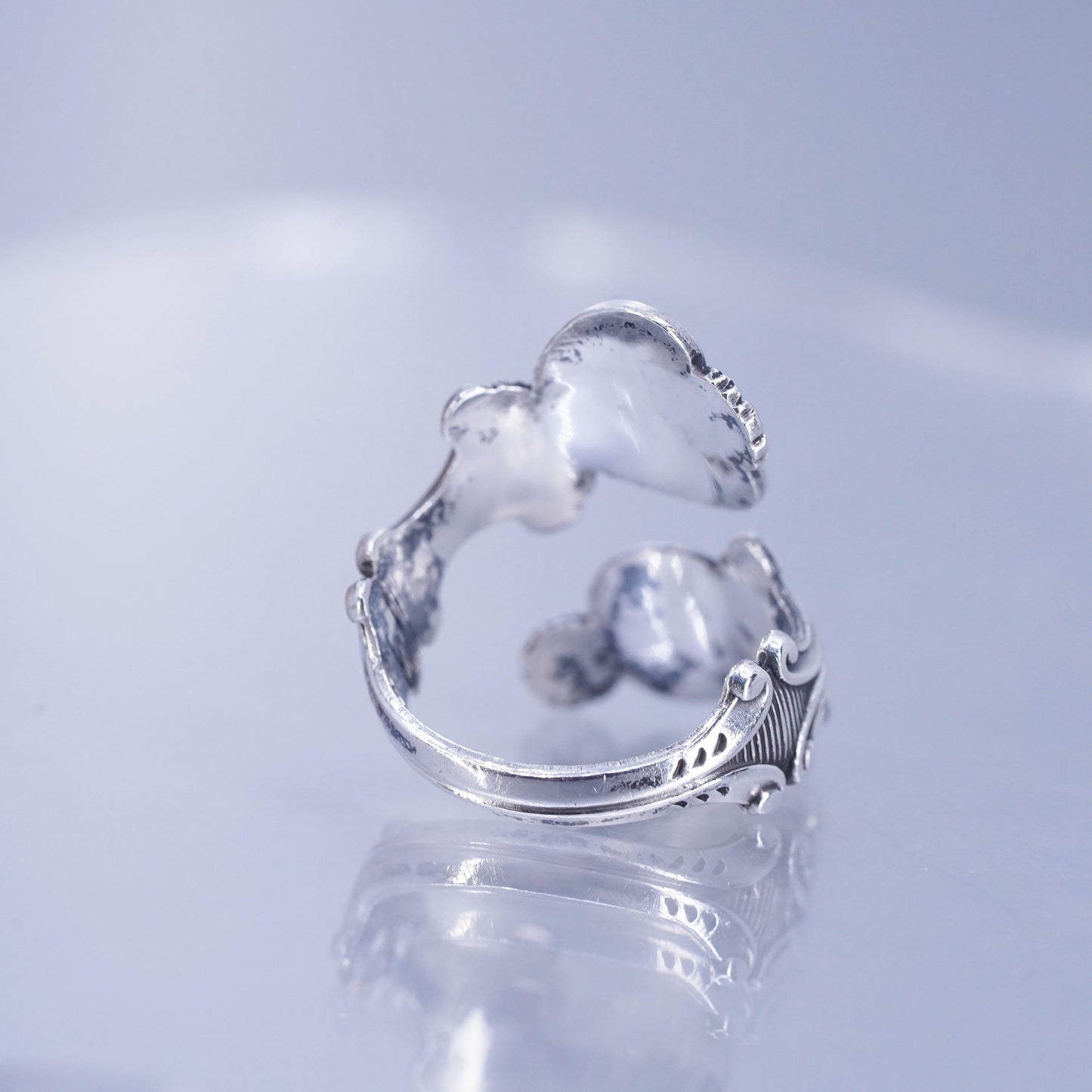 Size 7, vintage Avon Sterling 925 silver ring, wrap heart band