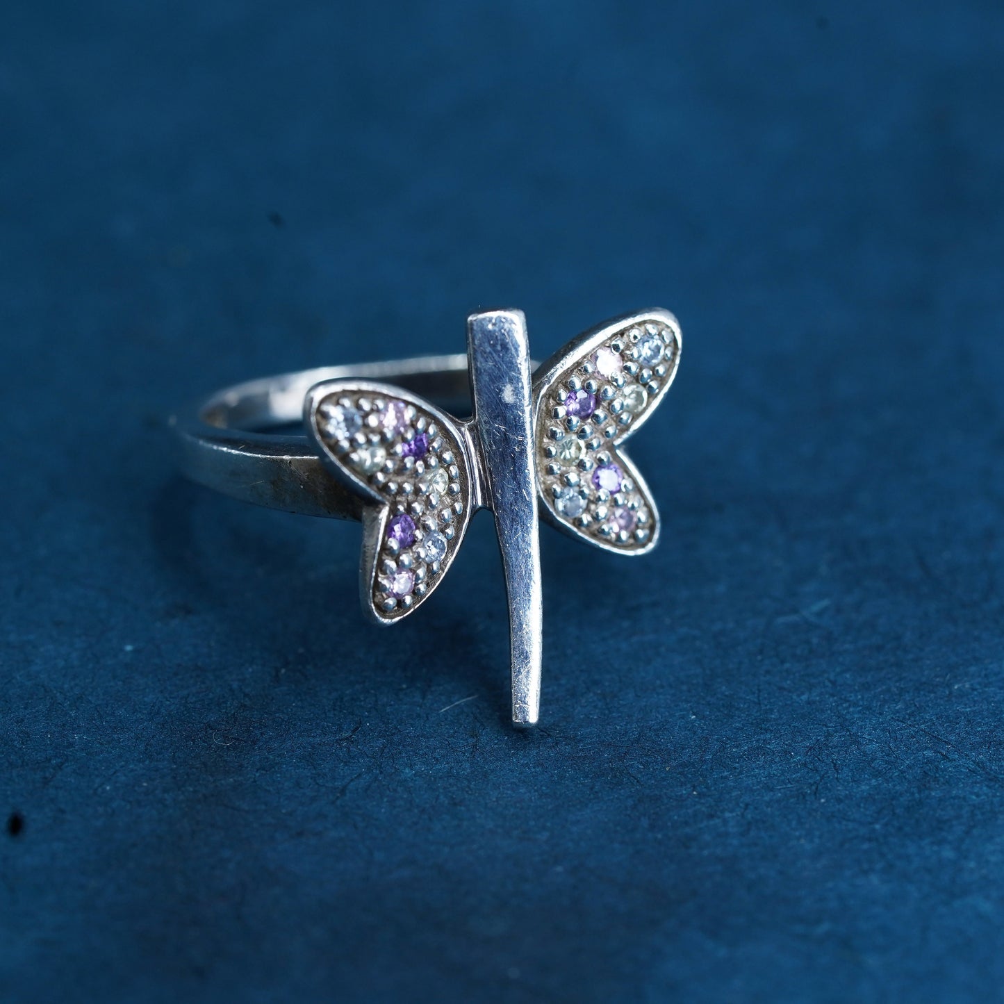 Size 5.5, VTG Sterling silver handmade ring, 925 dragonfly band with amethyst