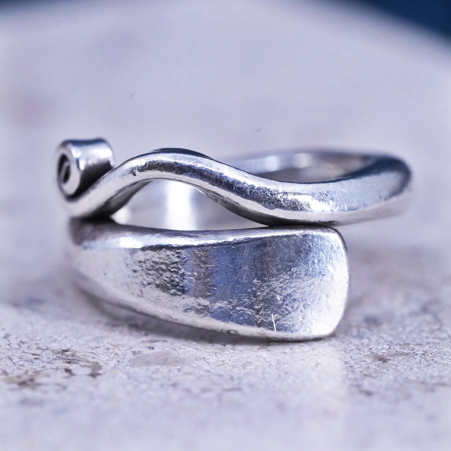 Size 6.25, vintage Sterling silver handmade ring, 925 wide swirly band
