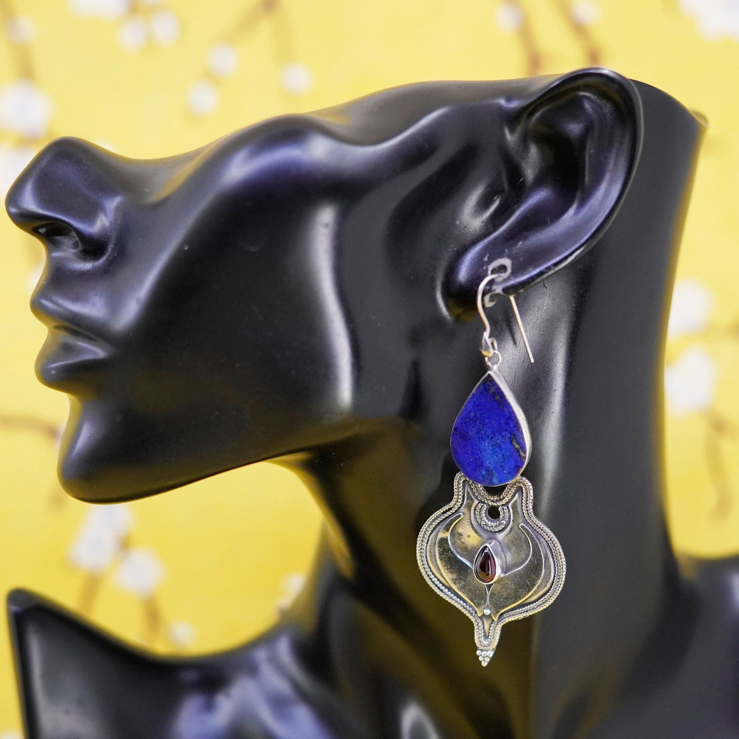 Vintage handmade sterling 925 silver earrings with teardrop lapis lazuli garnet