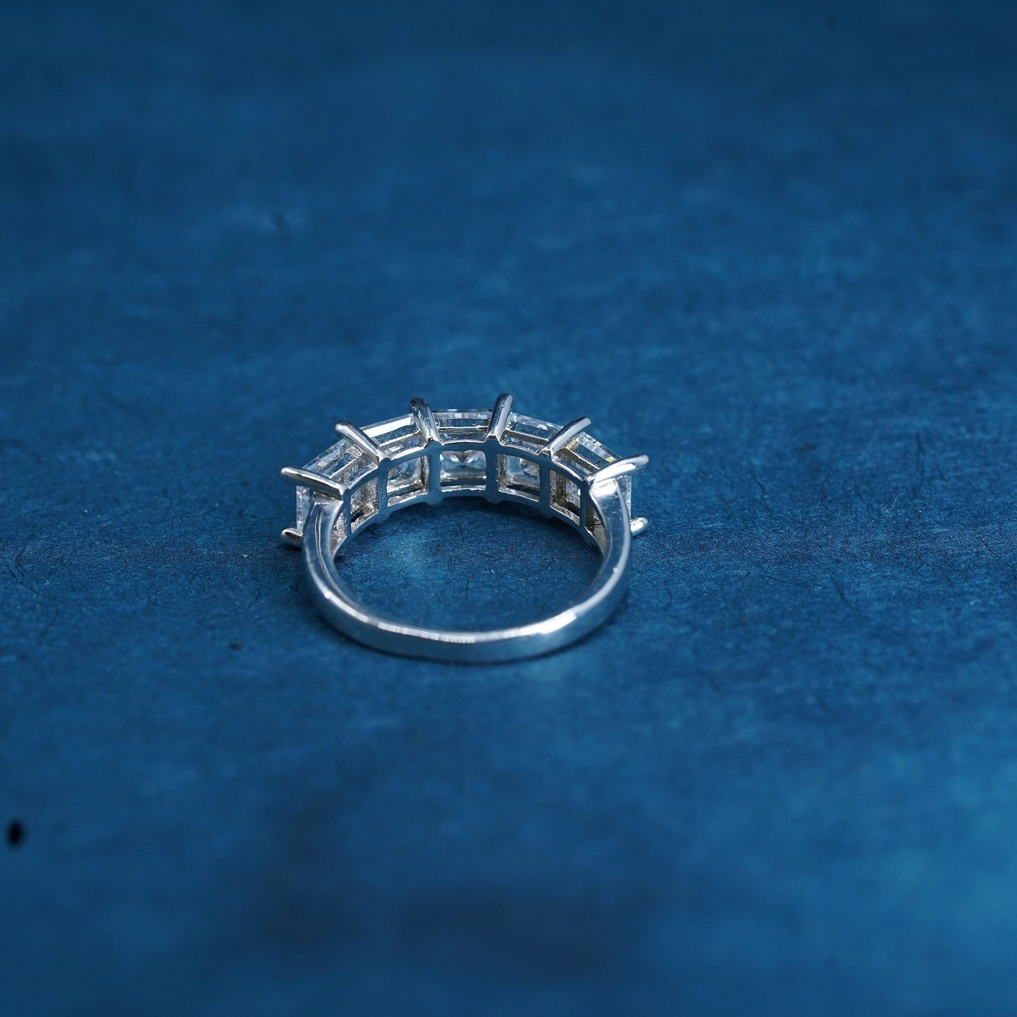 Size 7, vintage Sterling silver engagement ring, 925 band with clear cz inlay