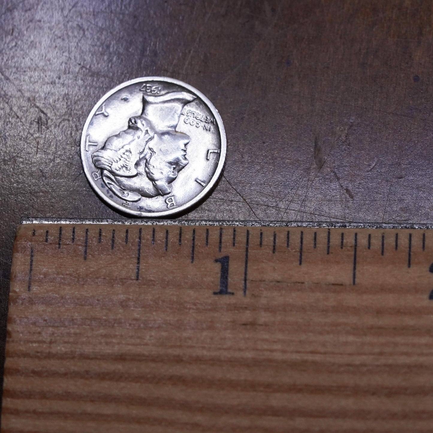 1937 (P) Mercury Dime 90% Silver Very Good condition, 900 silver coin