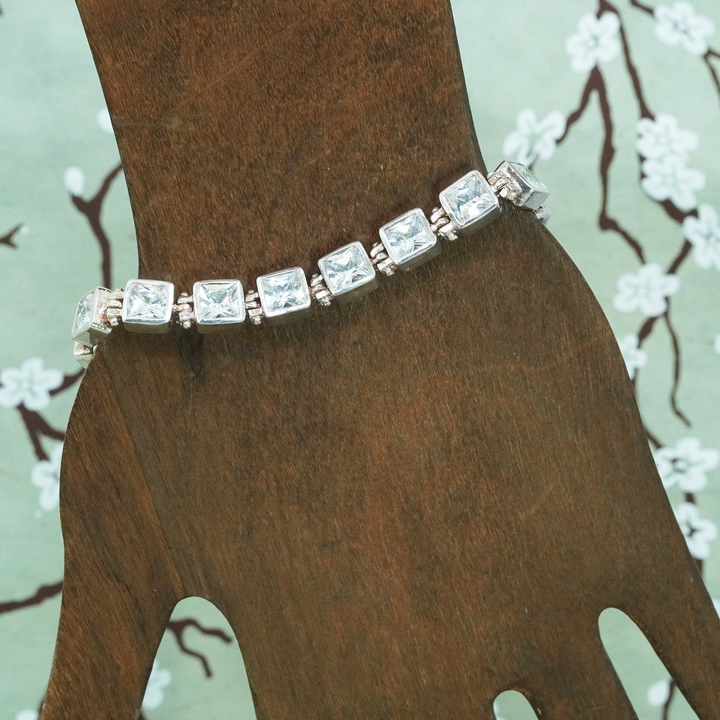 7.25”, Vintage sterling silver bracelet, 925 tennis heart bracelet square Cz