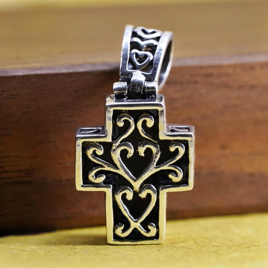 Vintage Sterling Silver Handmade Pendant, filigree 925 cross
