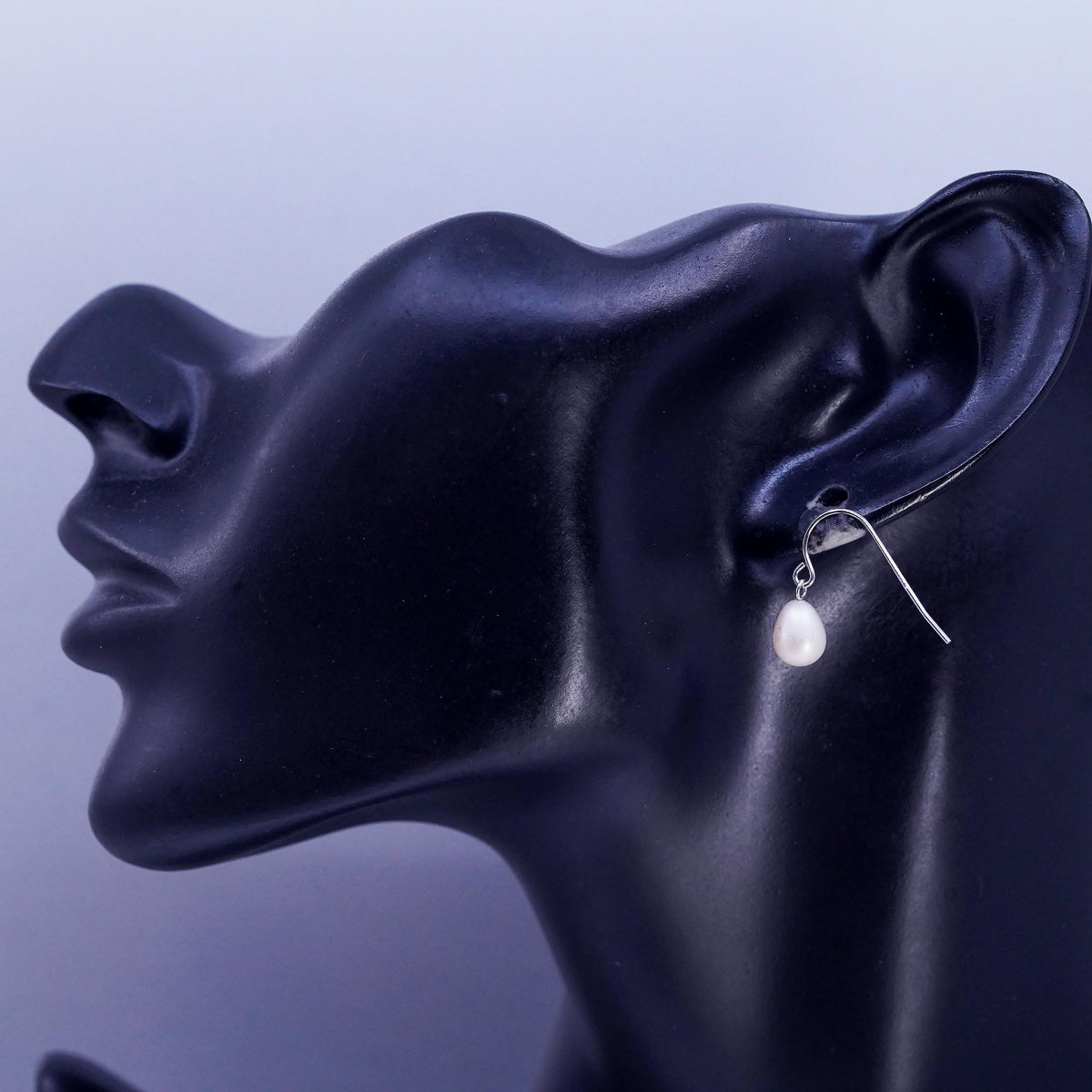 Vintage Sterling 925 silver earrings, dangle with teardrop pearl