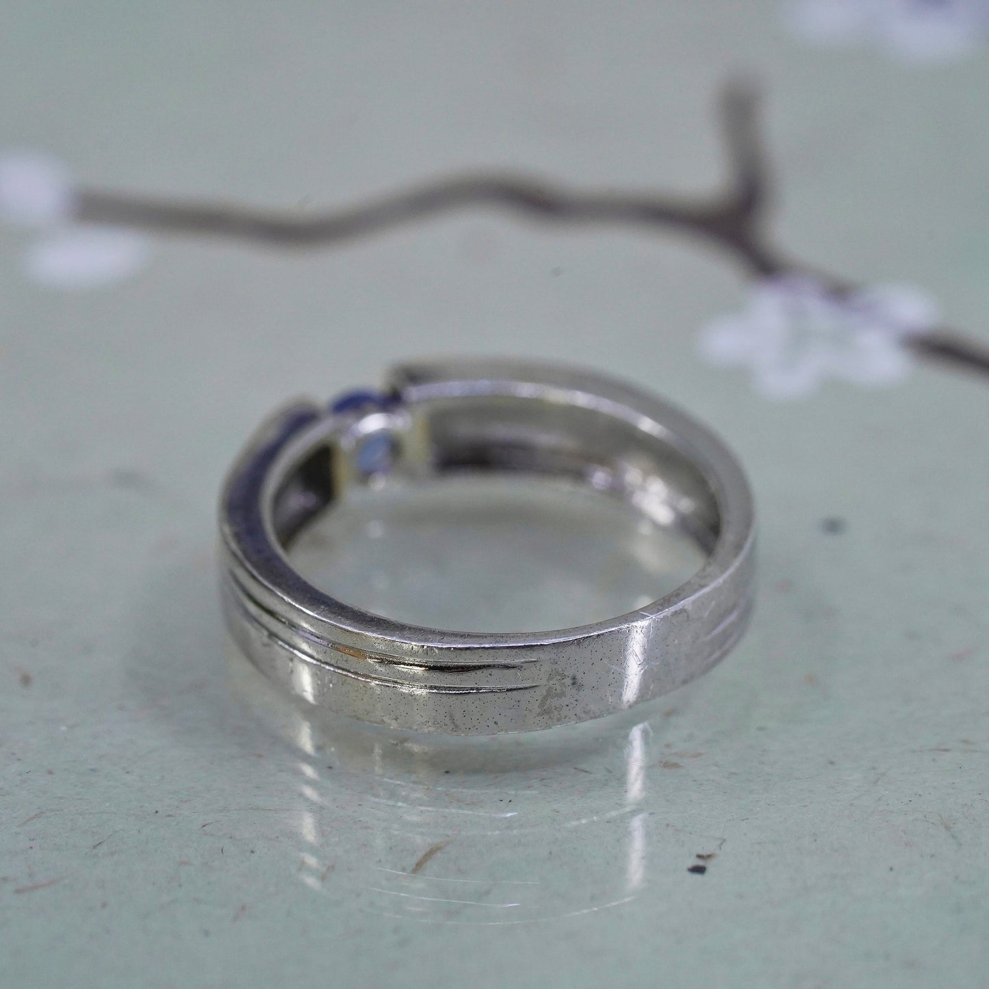 Size 7, vintage Sterling silver handmade cocktail ring, 925 band with amethyst