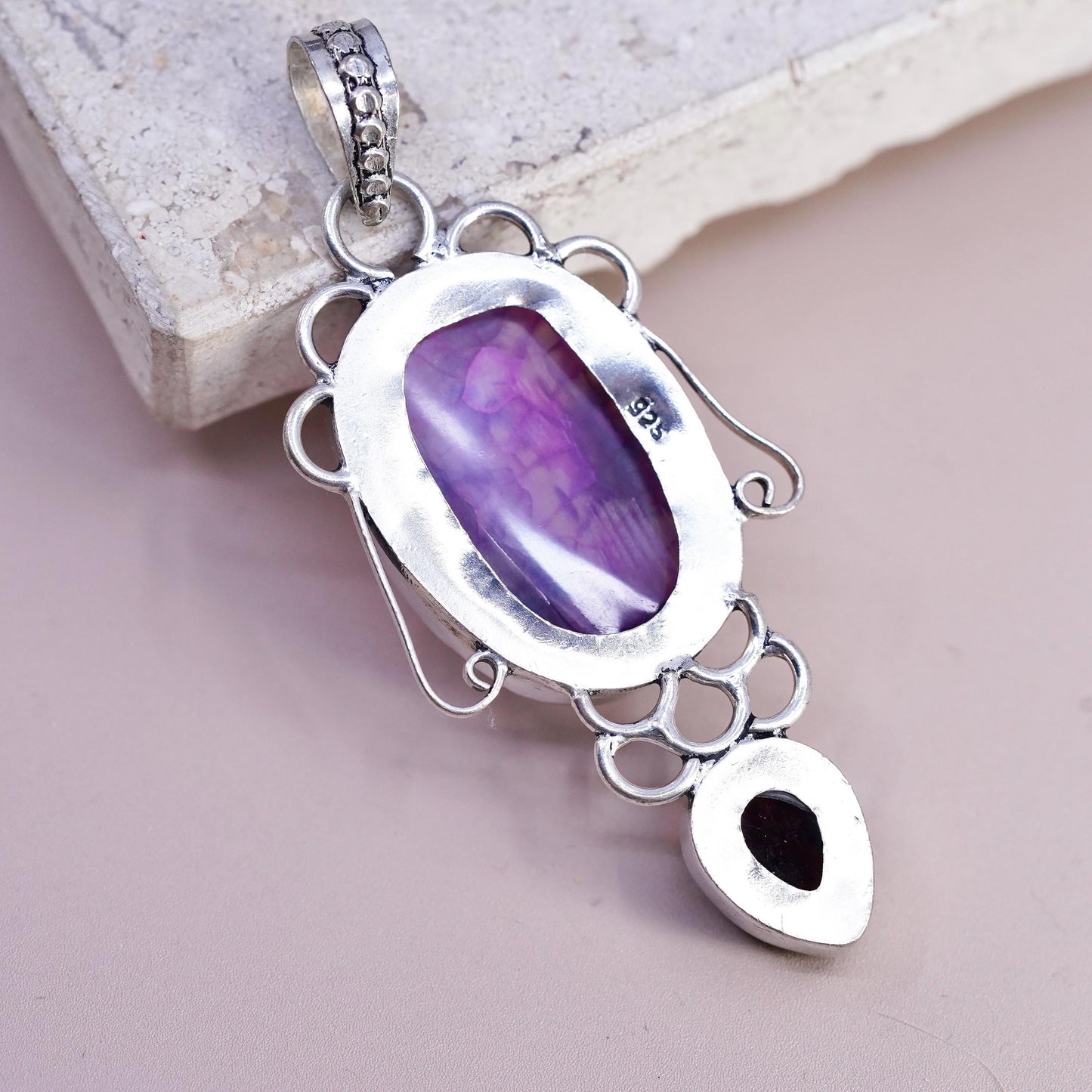Vintage Sterling 925 silver handmade pendant with purple agate teardrop garnet