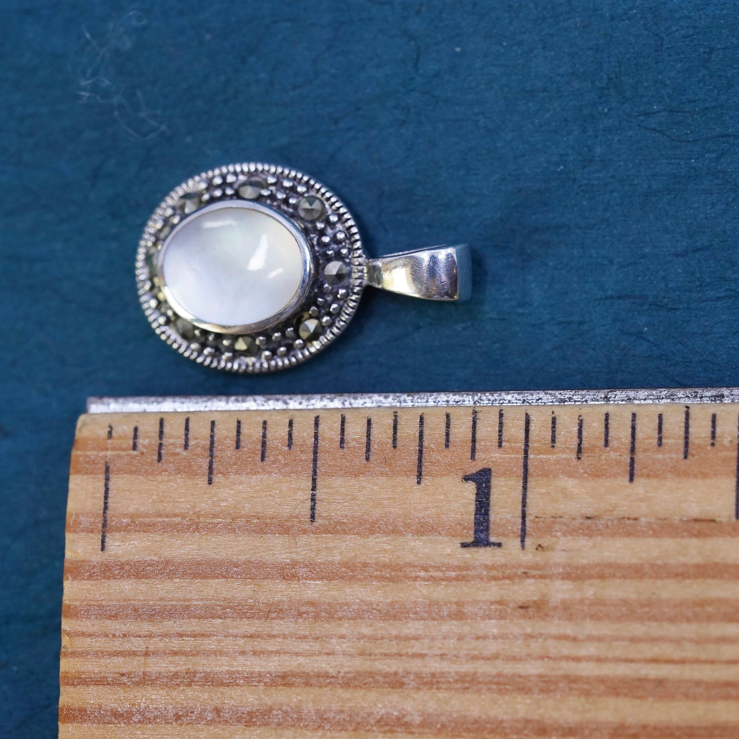 sterling 925 silver handmade pendant with oval mother of pearl and marcasite