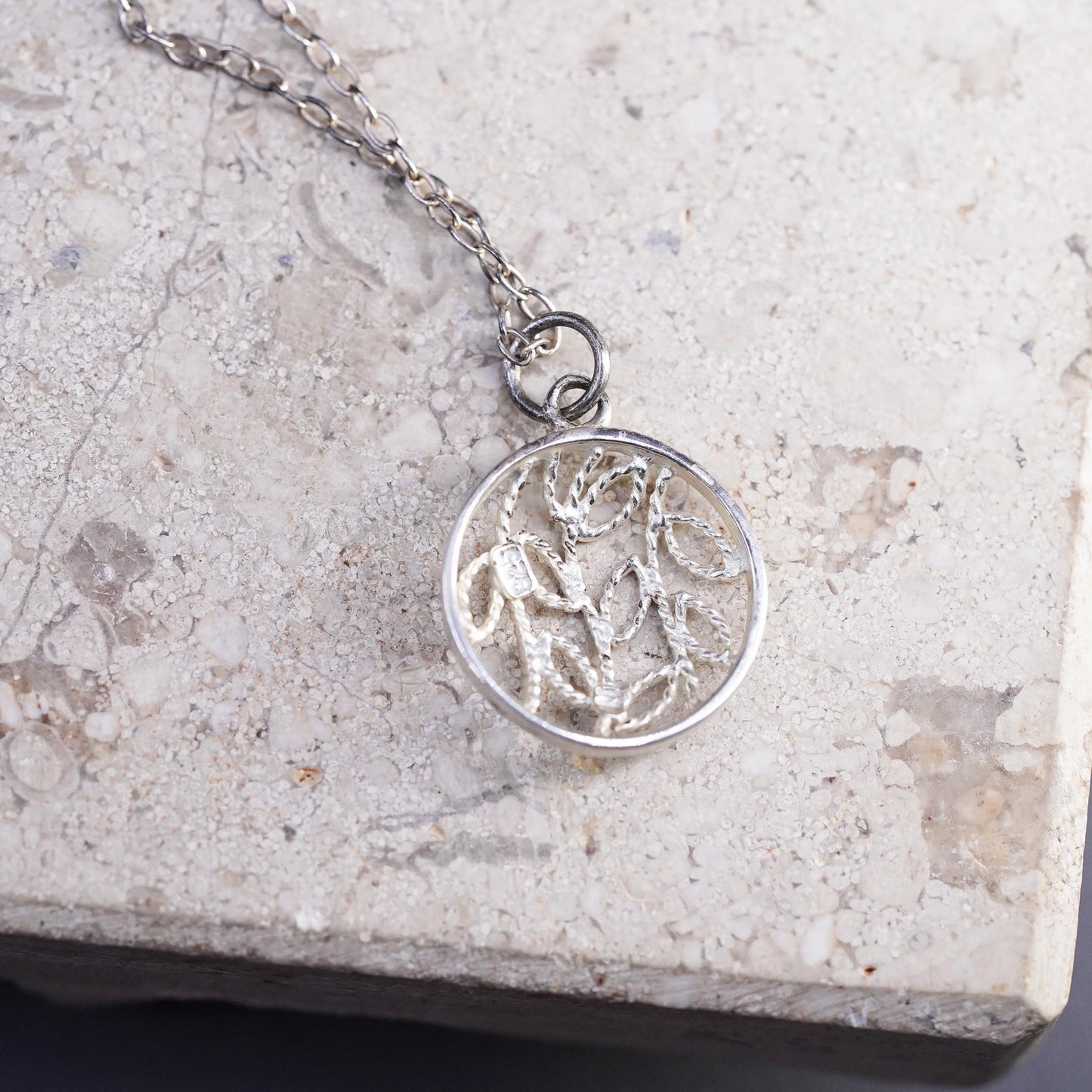18", vintage Sterling silver necklace, 925 circle chain filigree leaves pendant