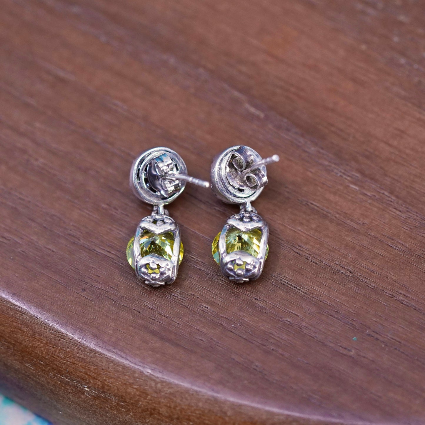 Vintage sterling silver 925 handmade earrings with peridot dangles