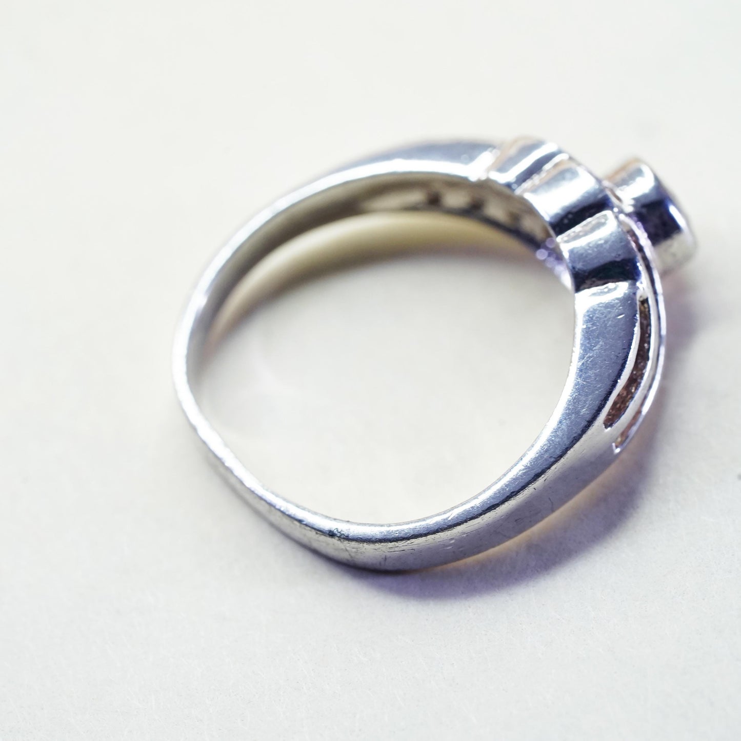 Size 7, Sterling 925 silver ring with round cut CZ and cluster cz