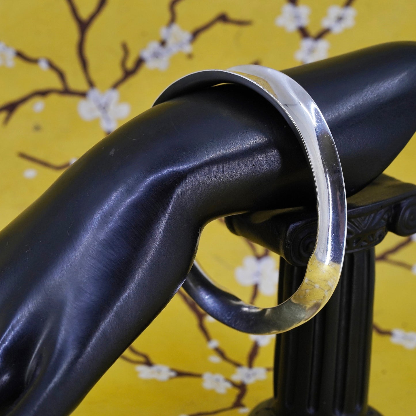 7.75", Vintage Mexican Sterling 925 silver handmade bracelet, bangle