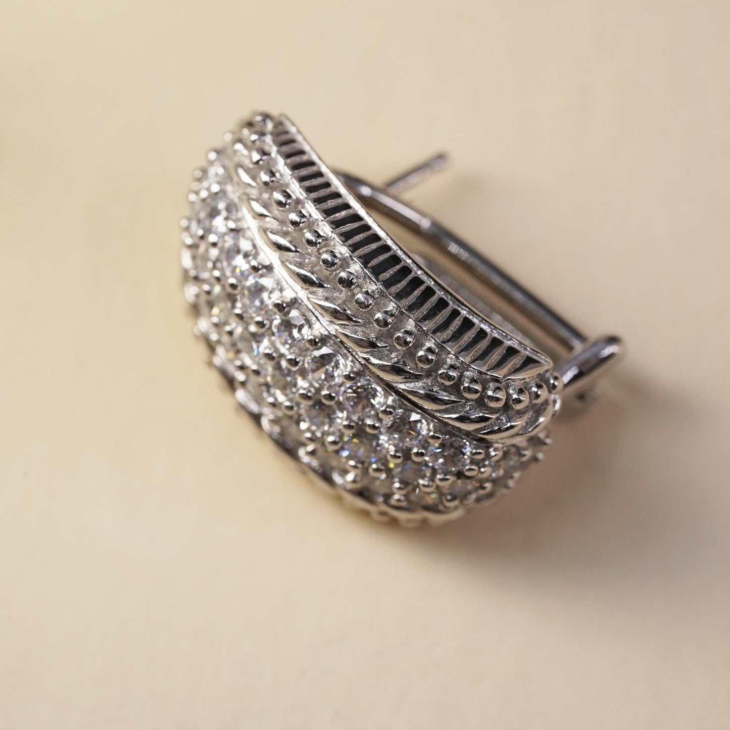 Judith Ripka Sterling 925 silver 1 stud with cz, cable textured SINGLE earring