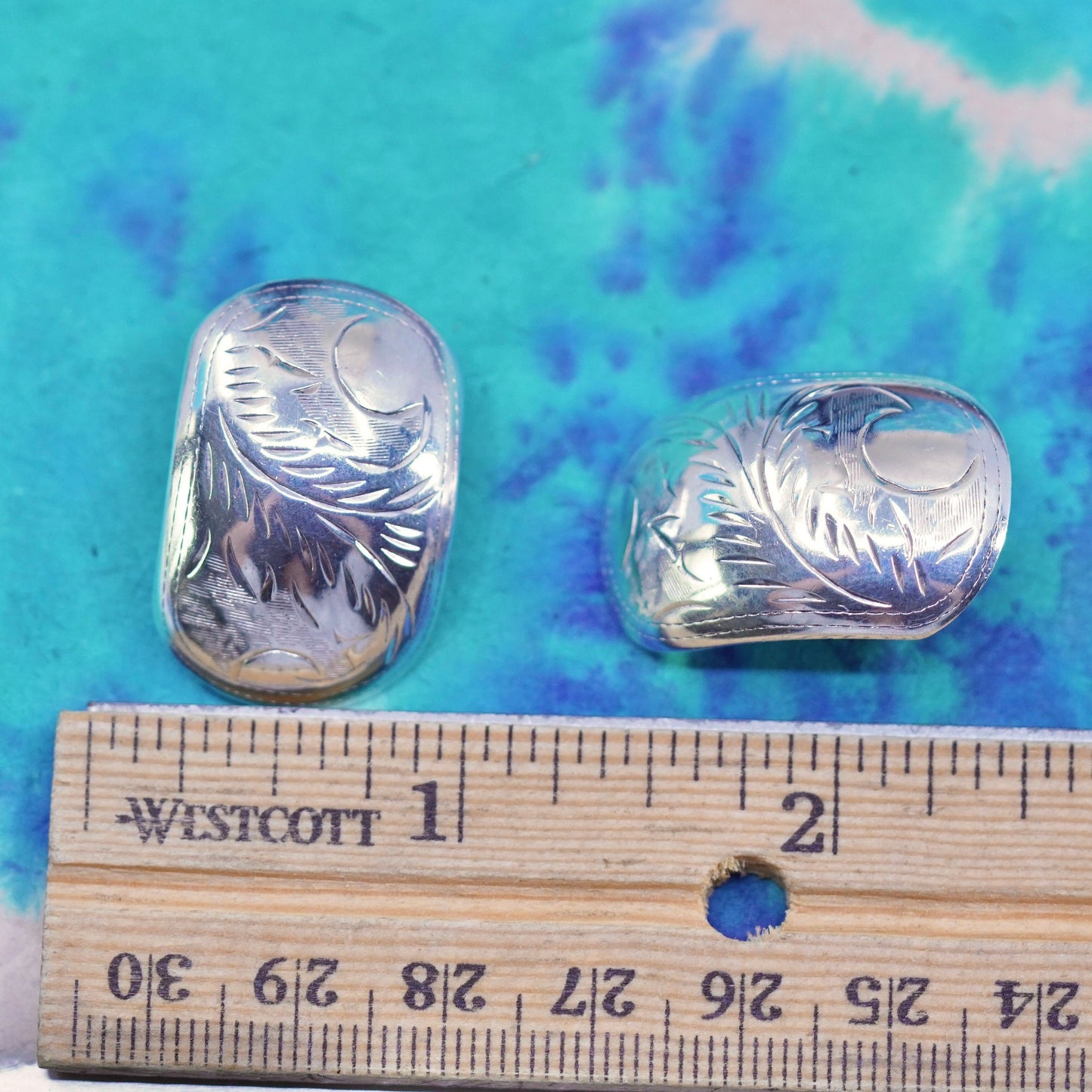 Vintage sterling silver handmade earrings, textured 925 clip on sand dollar
