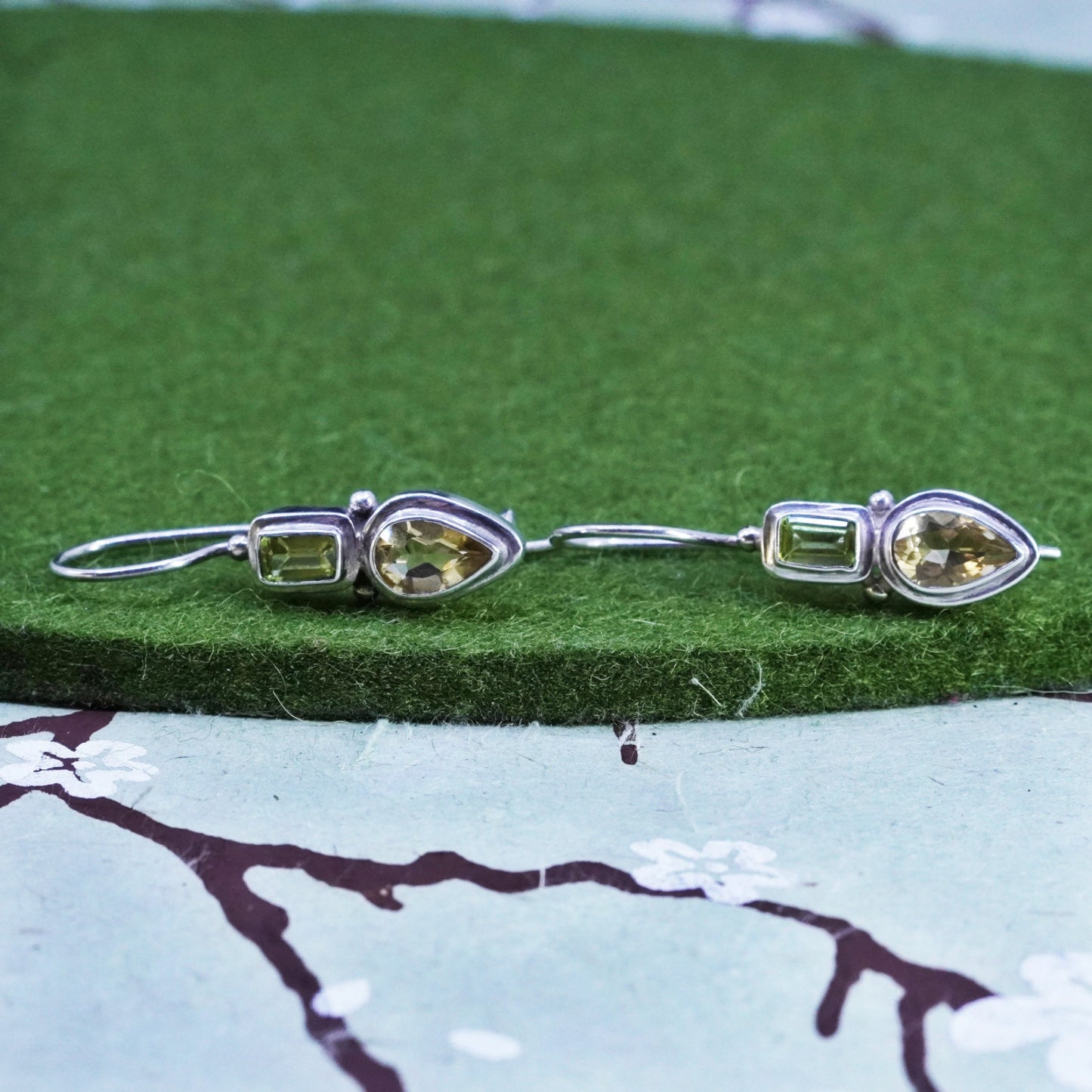 Vintage sterling 925 silver handmade earrings with citrine peridot