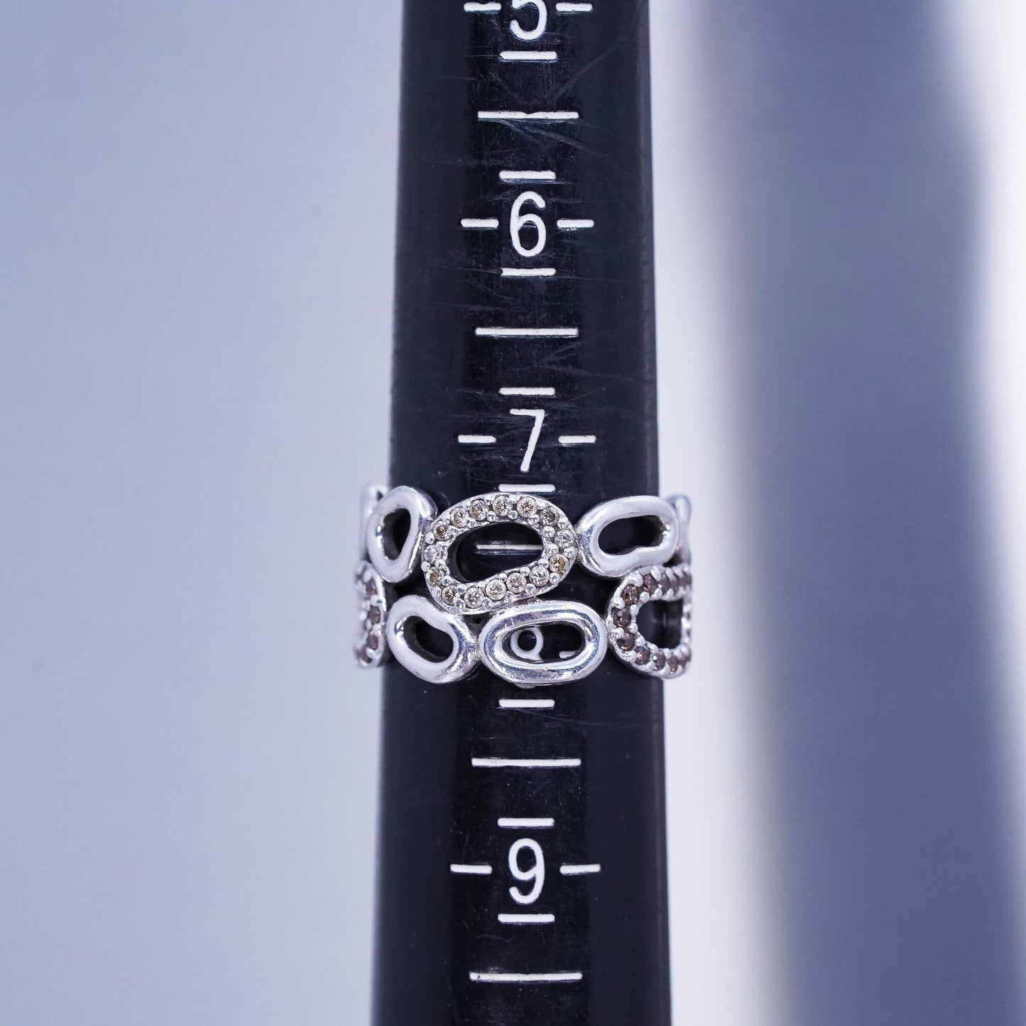 Size 6, vintage ALE Sterling 925 silver entwined ring with cluster cz, band