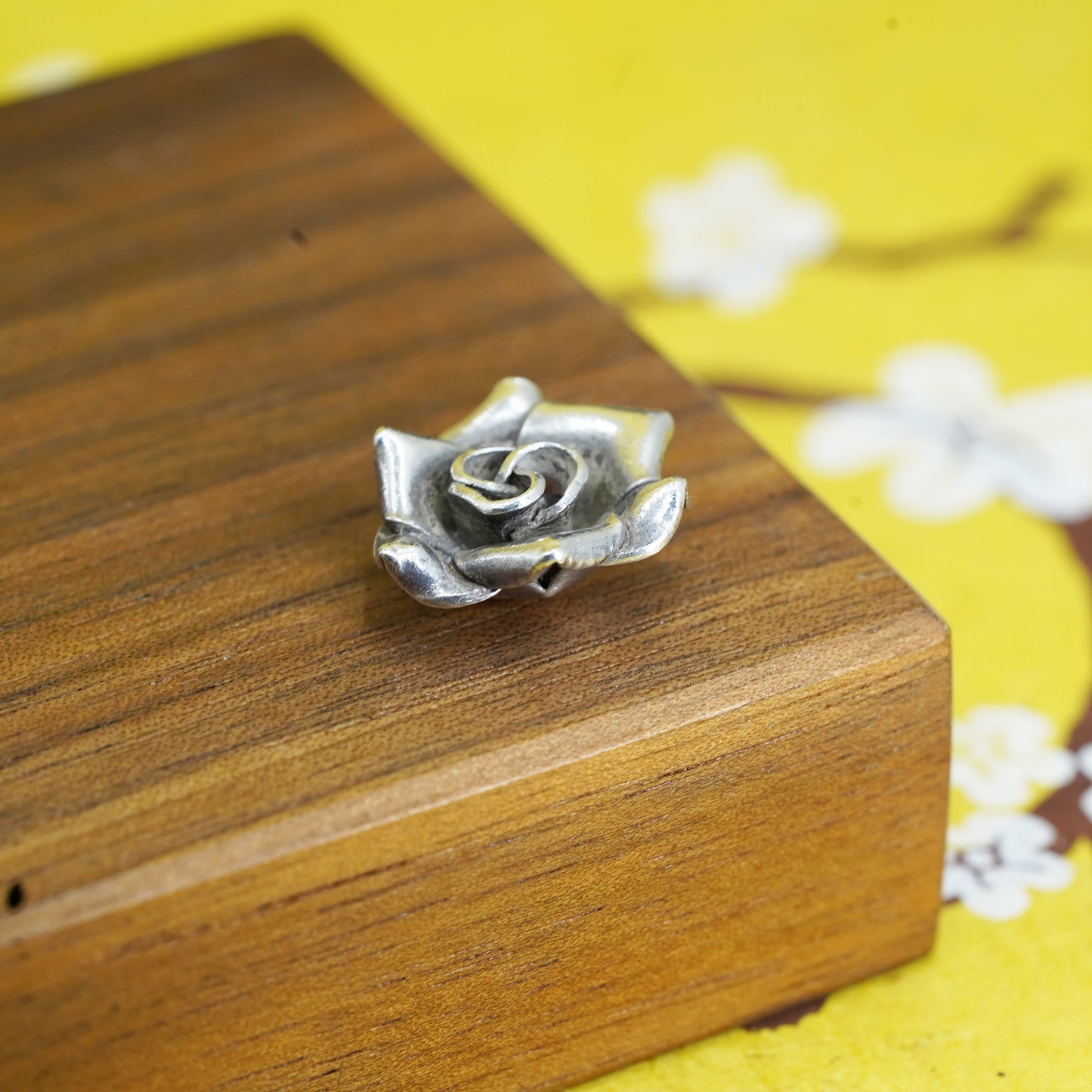 Vintage Sterling silver handmade pendant, mexico 925 rose flower details