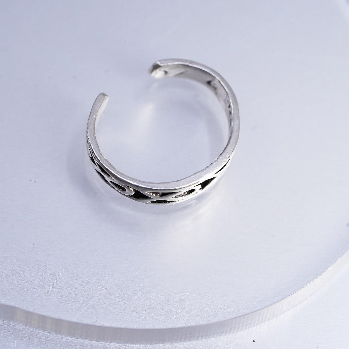 Size 3, 925 Sterling Silver Fish Motif Open Band Ring, Oxidized Fish Band