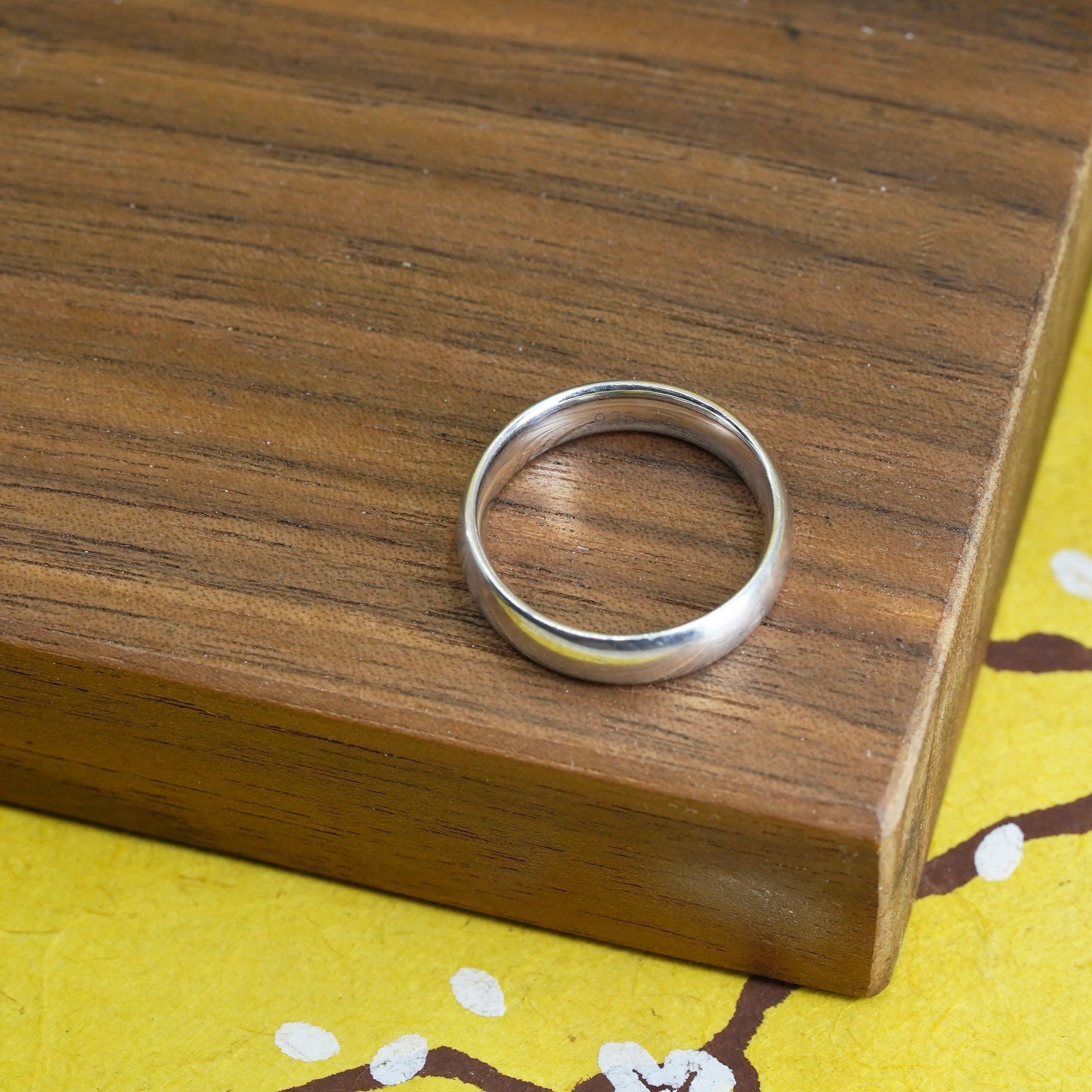 Size 7, vintage Sterling 925 silver wedding ring band