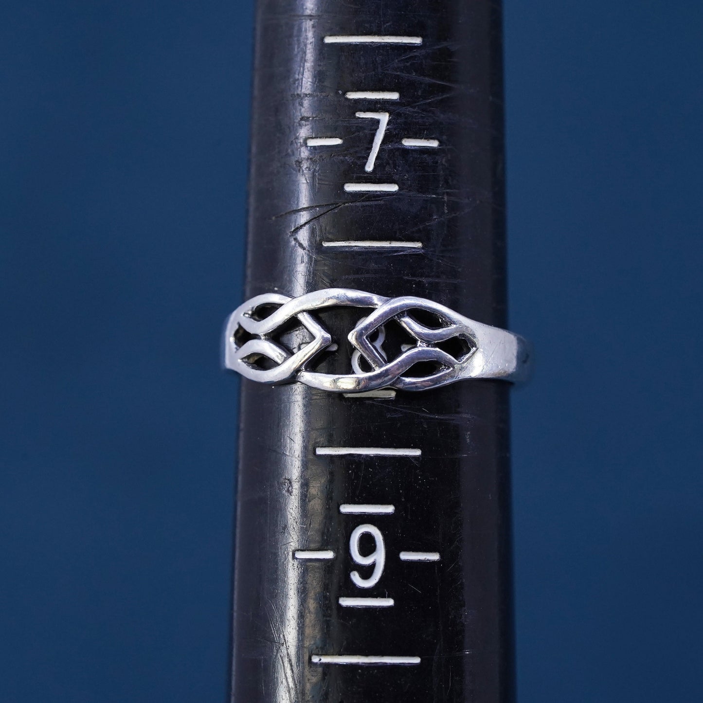 Size 8, vintage Sterling handmade ring, irish celtic knot 925 silver band