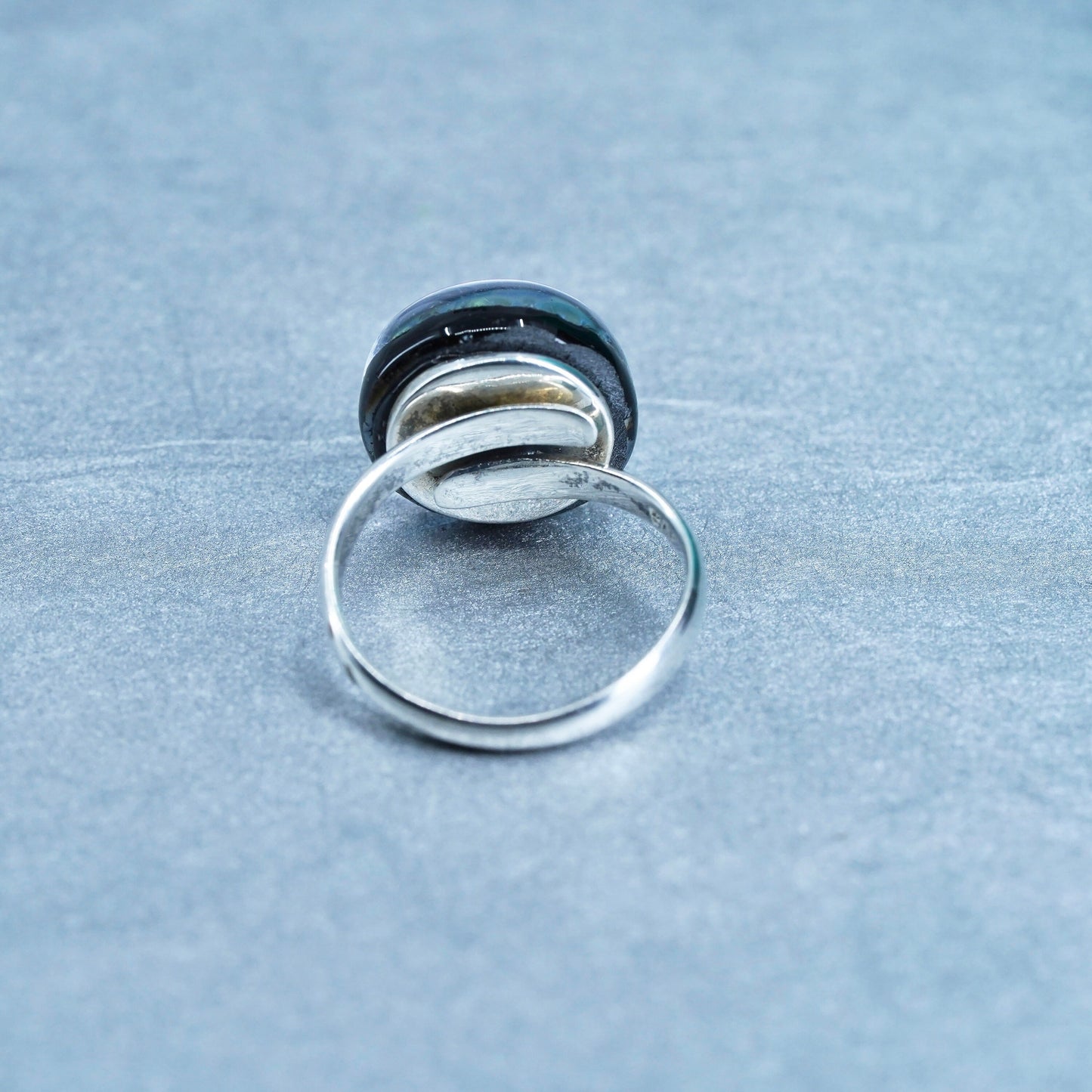 Size 6.75, w/ Sterling 925 silver handmade cocktail ring with pink foiled glass