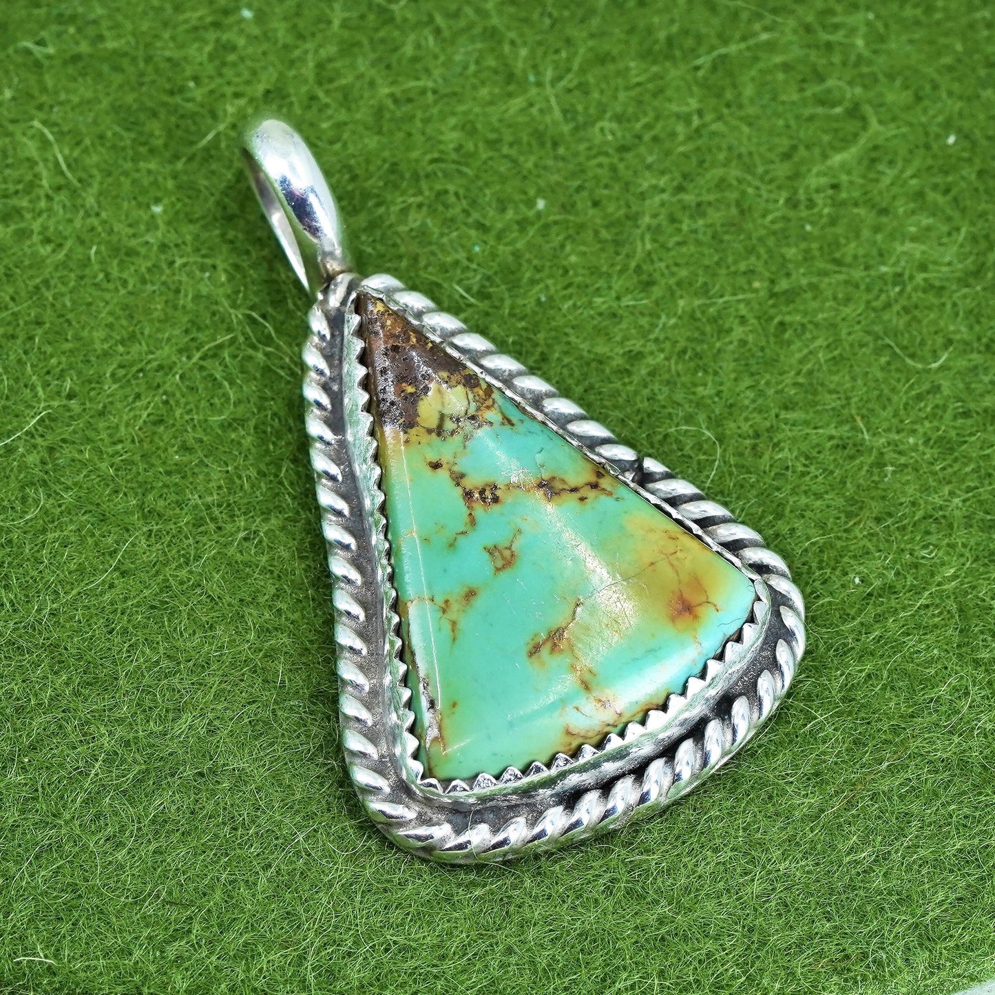 Native American P Sterling silver 925 handmade pendant with turquoise cable