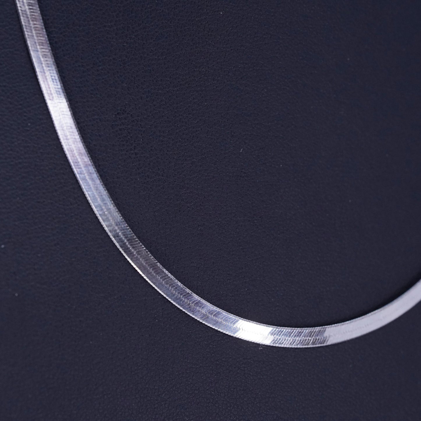 18” 4mm, vintage Italy Sterling 925 silver textured herringbone chain necklace