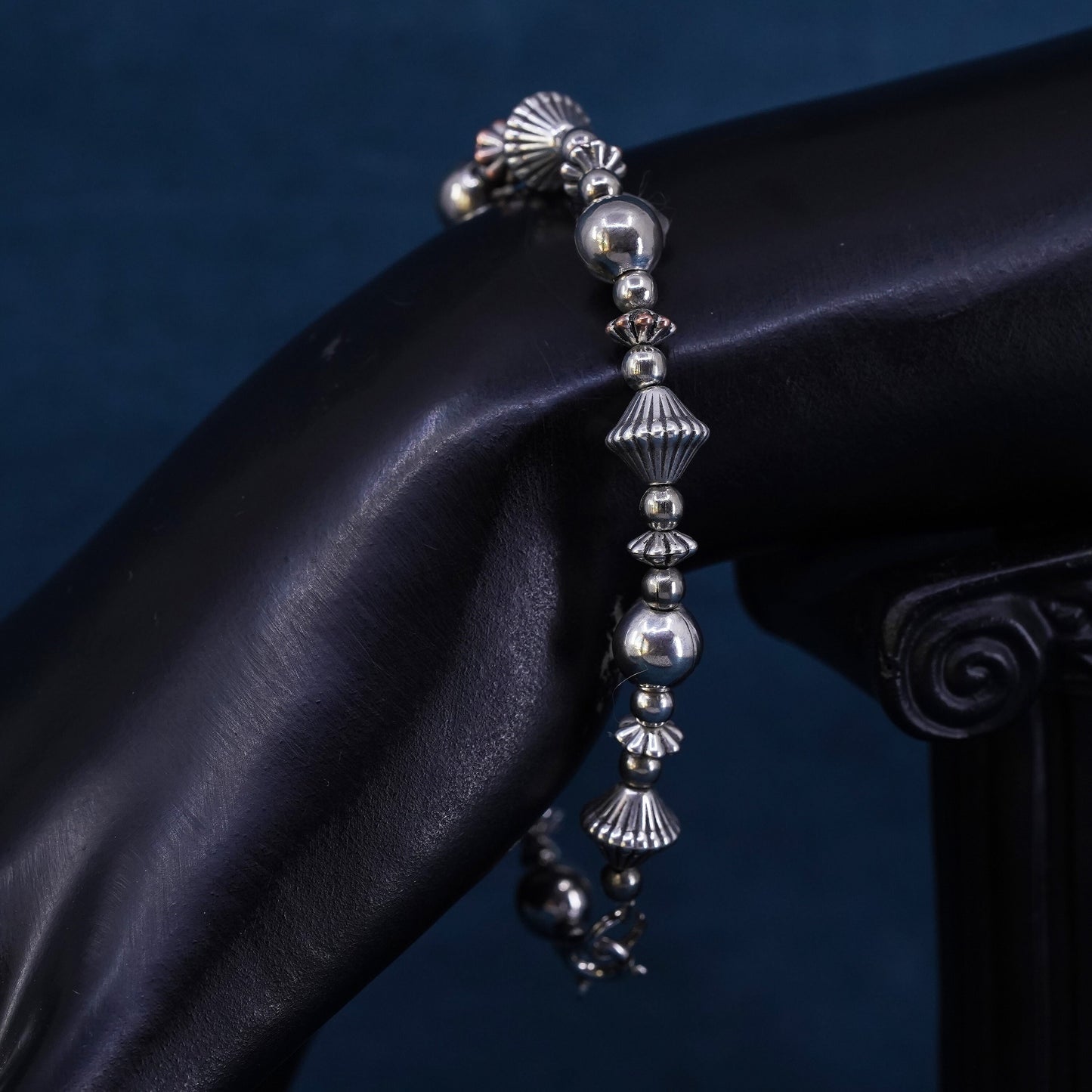 7.25", vintage silver tone handmade beaded bracelet