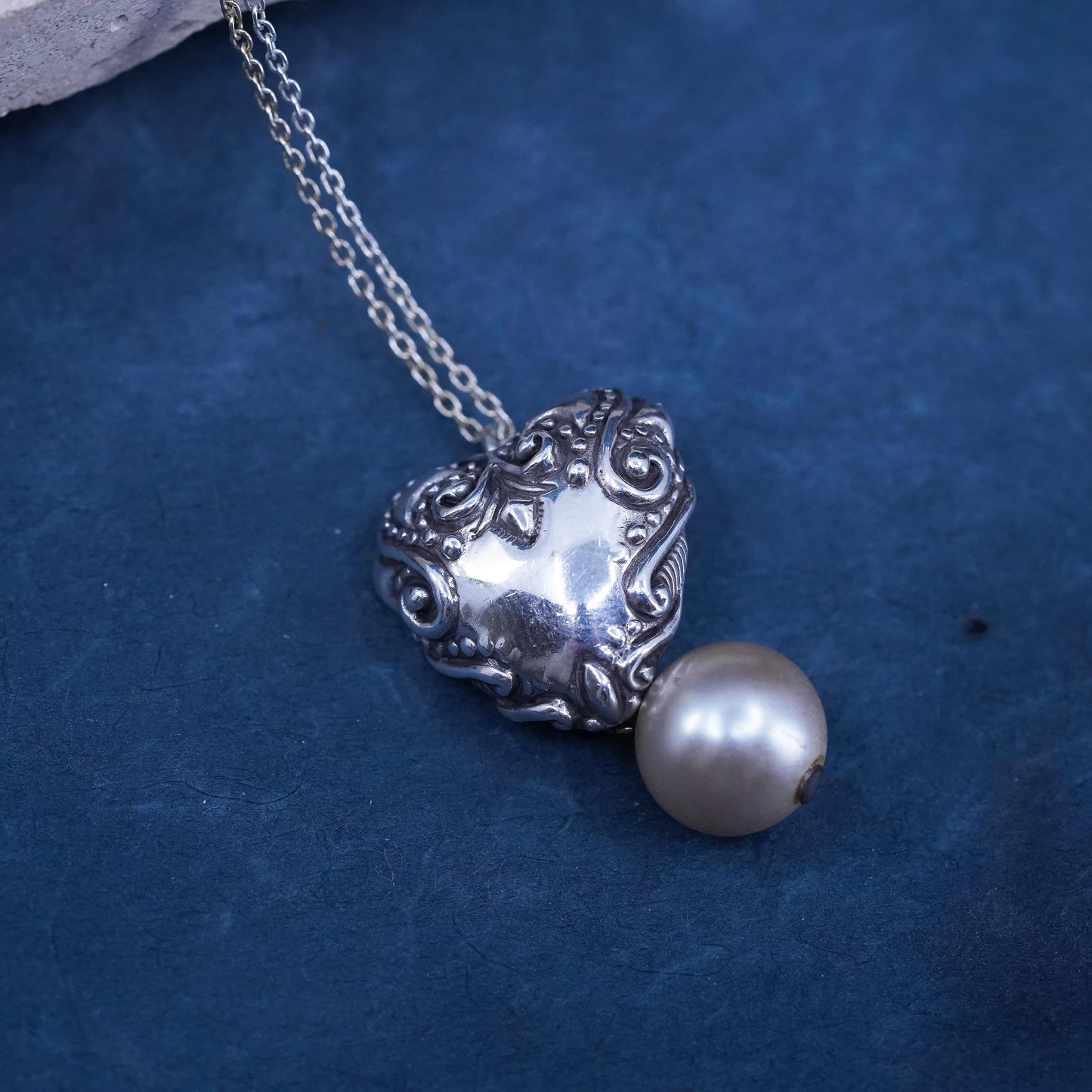 18”, Gordon Barnett sterling silver necklace, 925 chain heart pearl pendant