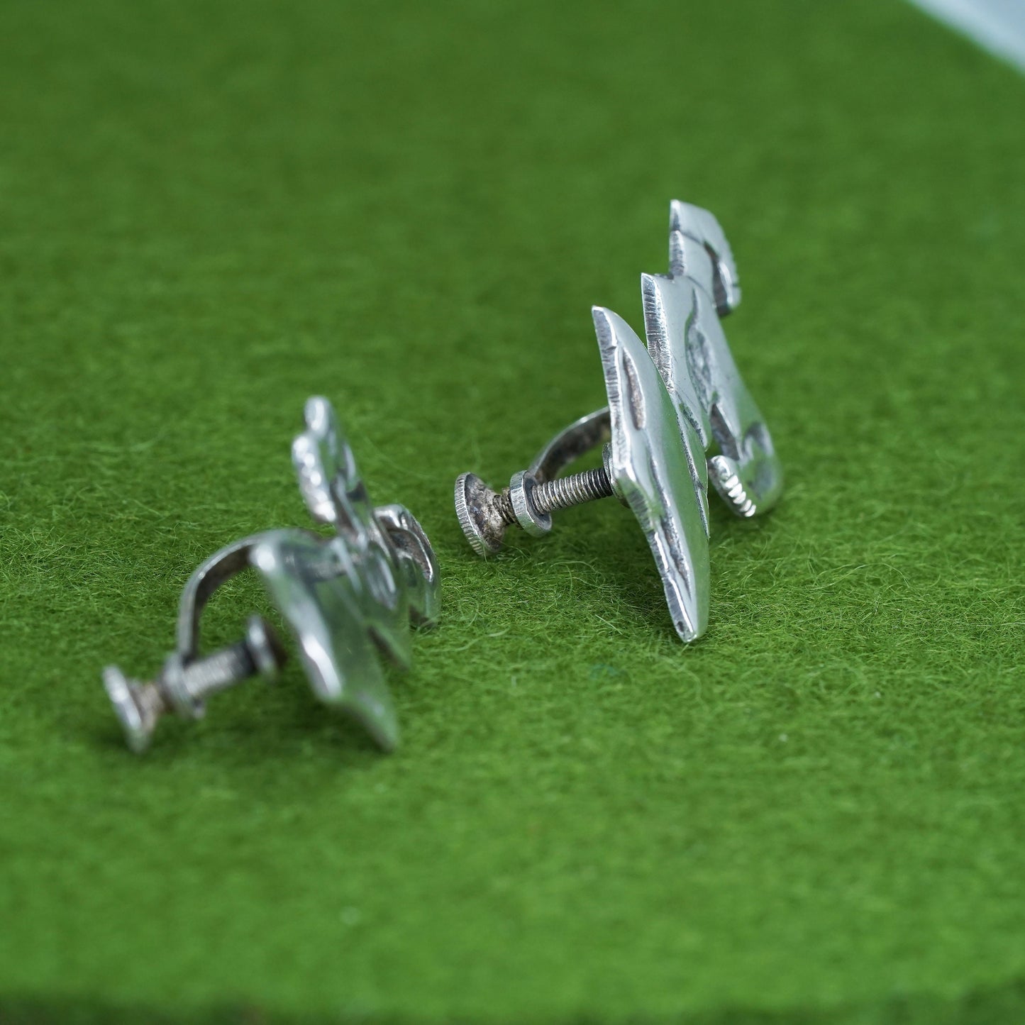 Mexican Sterling silver earrings, 925 screw back earrings with Sombrero costume