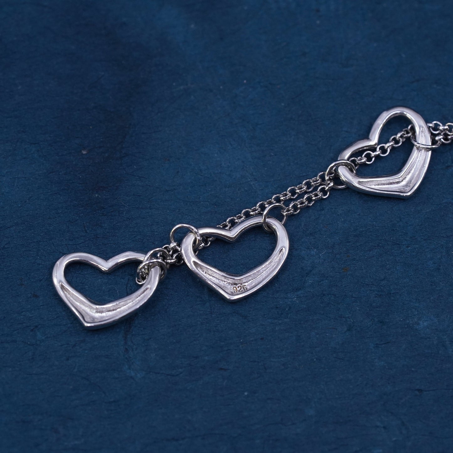 Size adjustable, Sterling 925 silver circle chain bracelet with heart charms