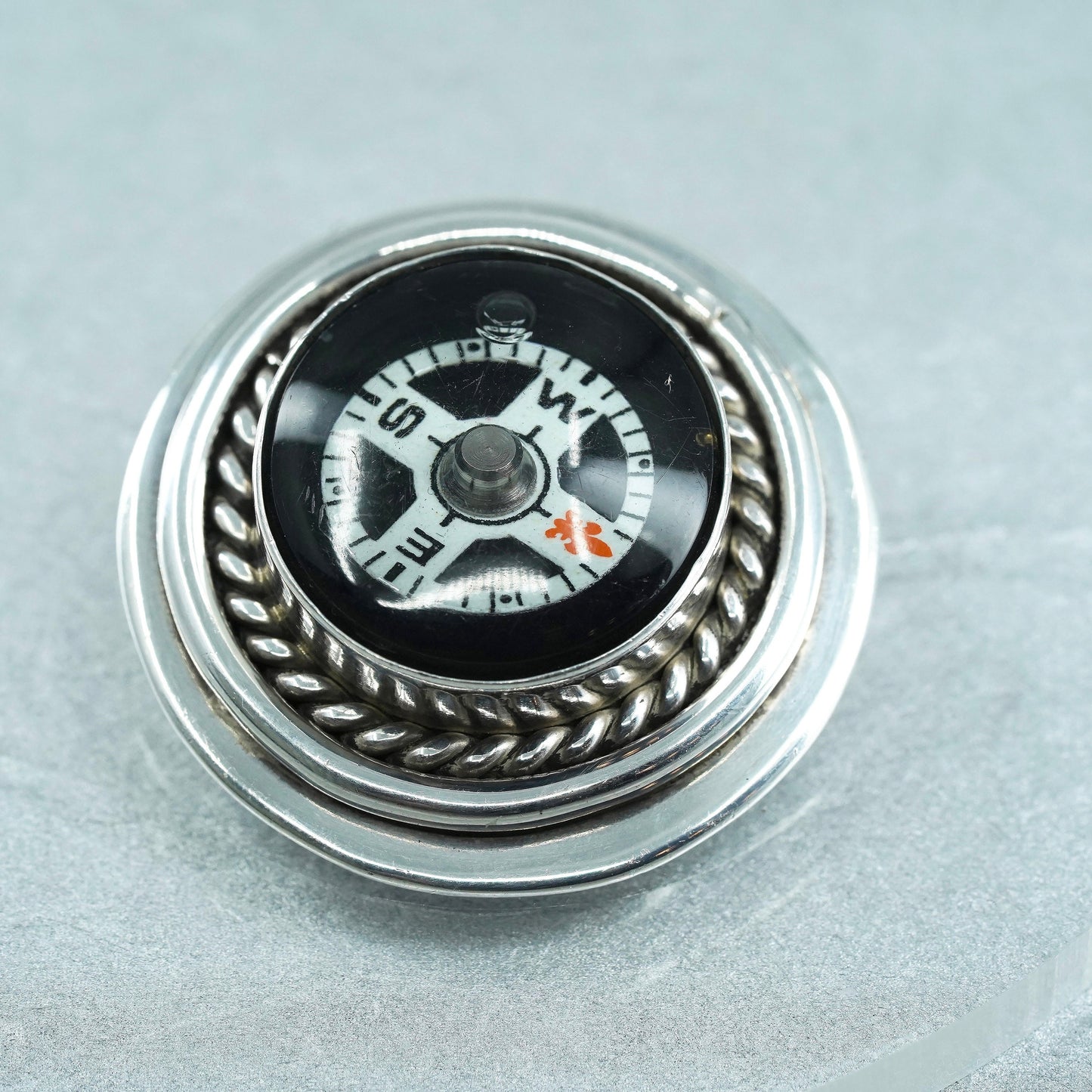 Vintage Mexican sterling 925 silver handmade compass pendant