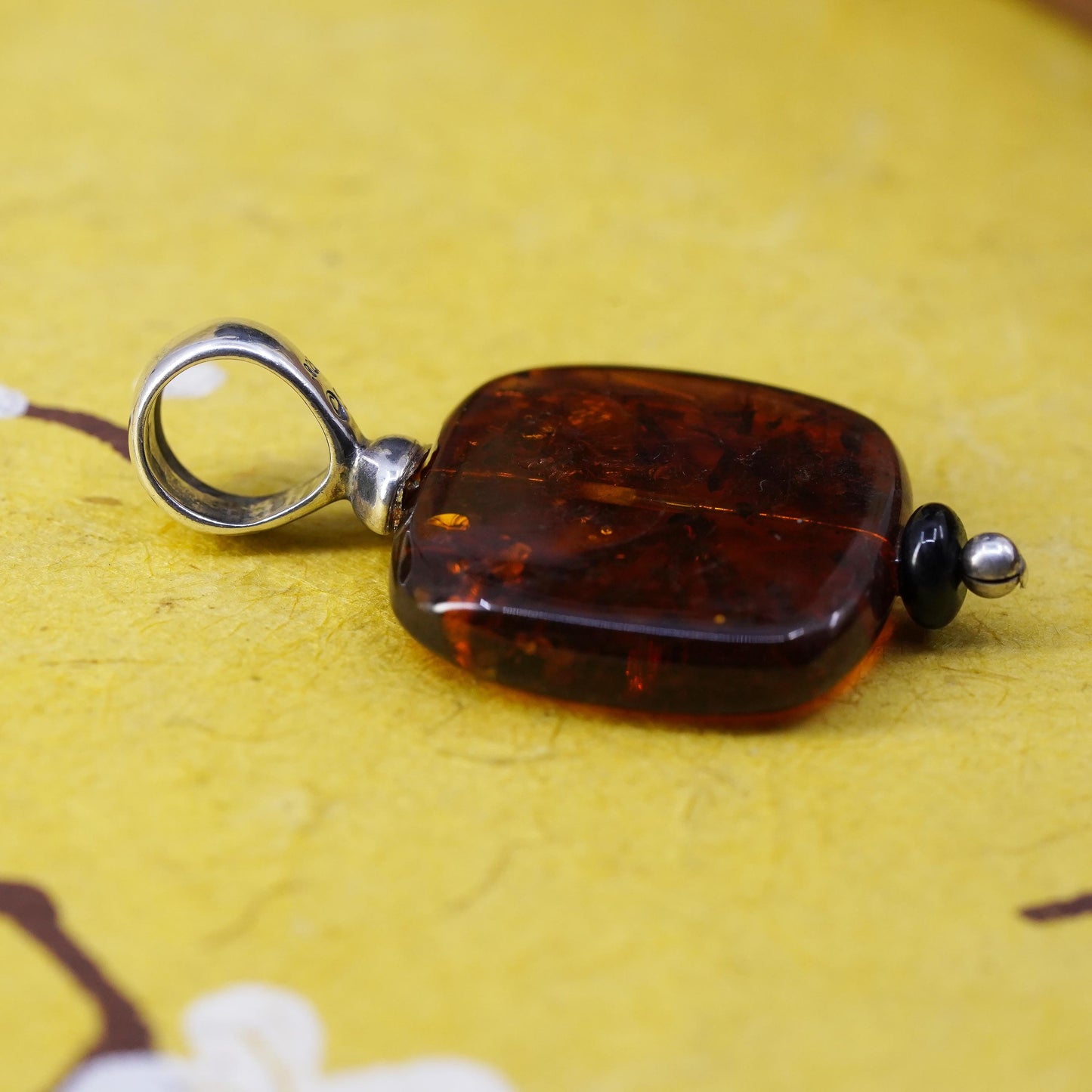 Vintage shube Sterling 925 silver handmade pendant with Square amber